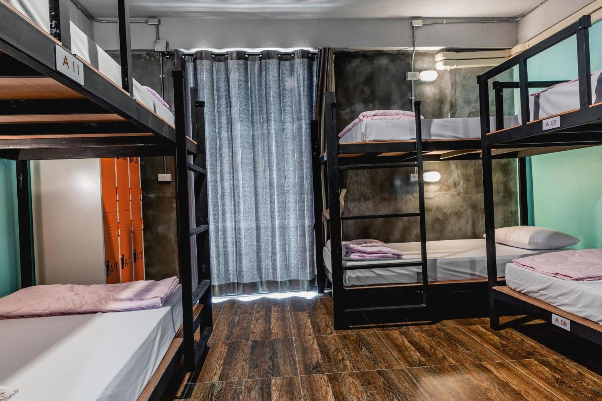 6-Bed Female Dormitory Room