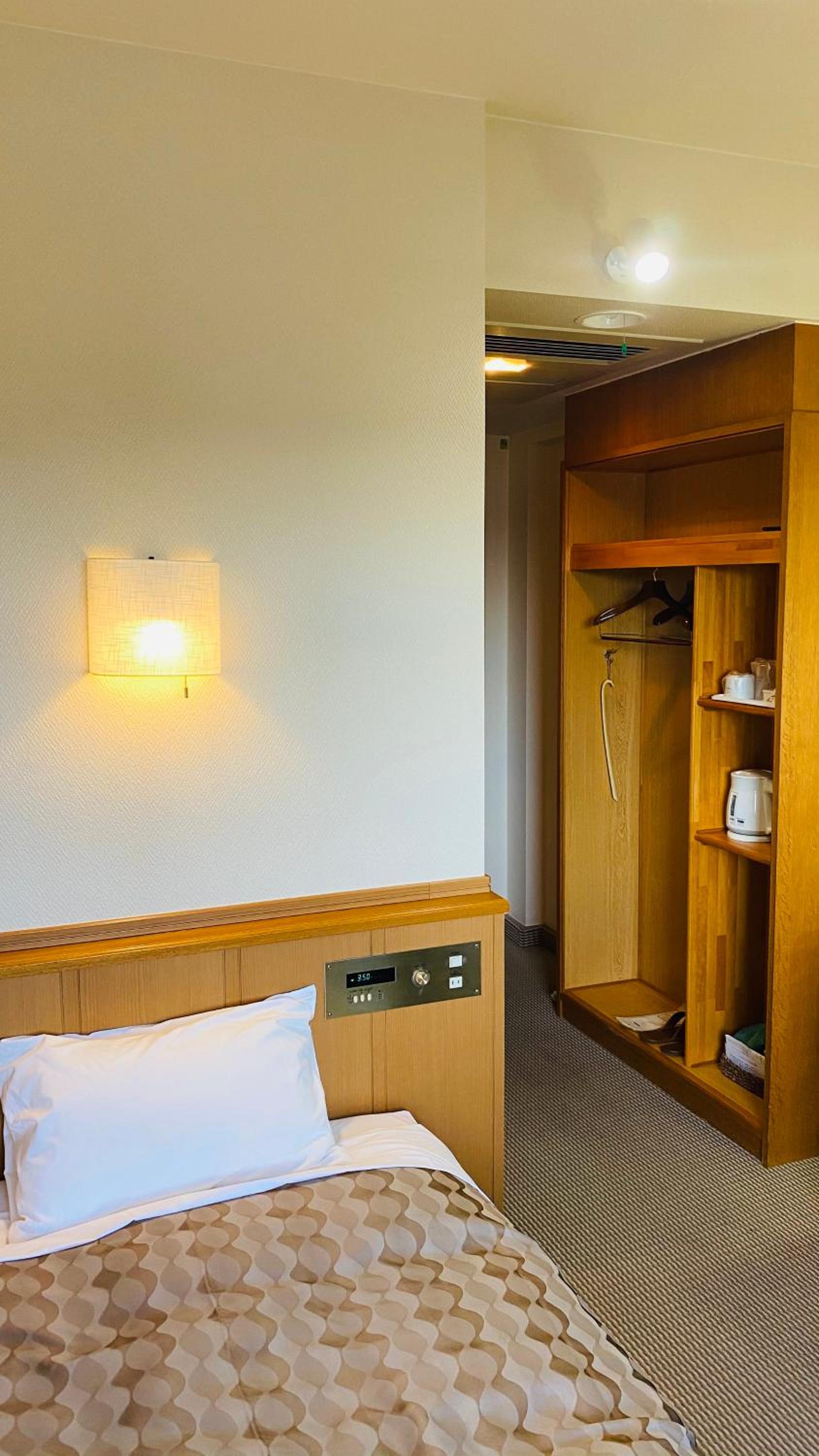 Superior Single Room - Non-Smoking photo 3