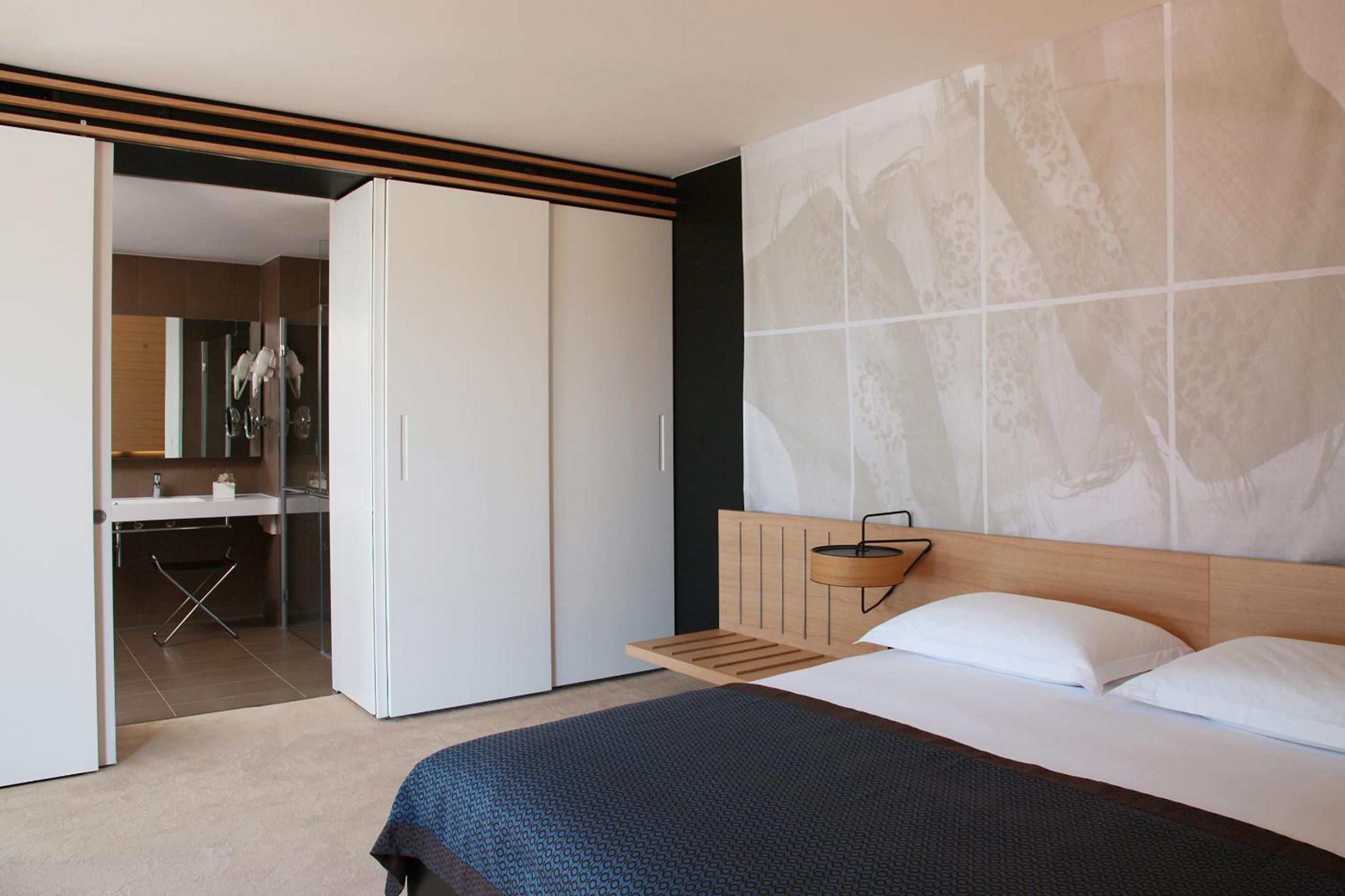 Suite with Garden View - Photo 3