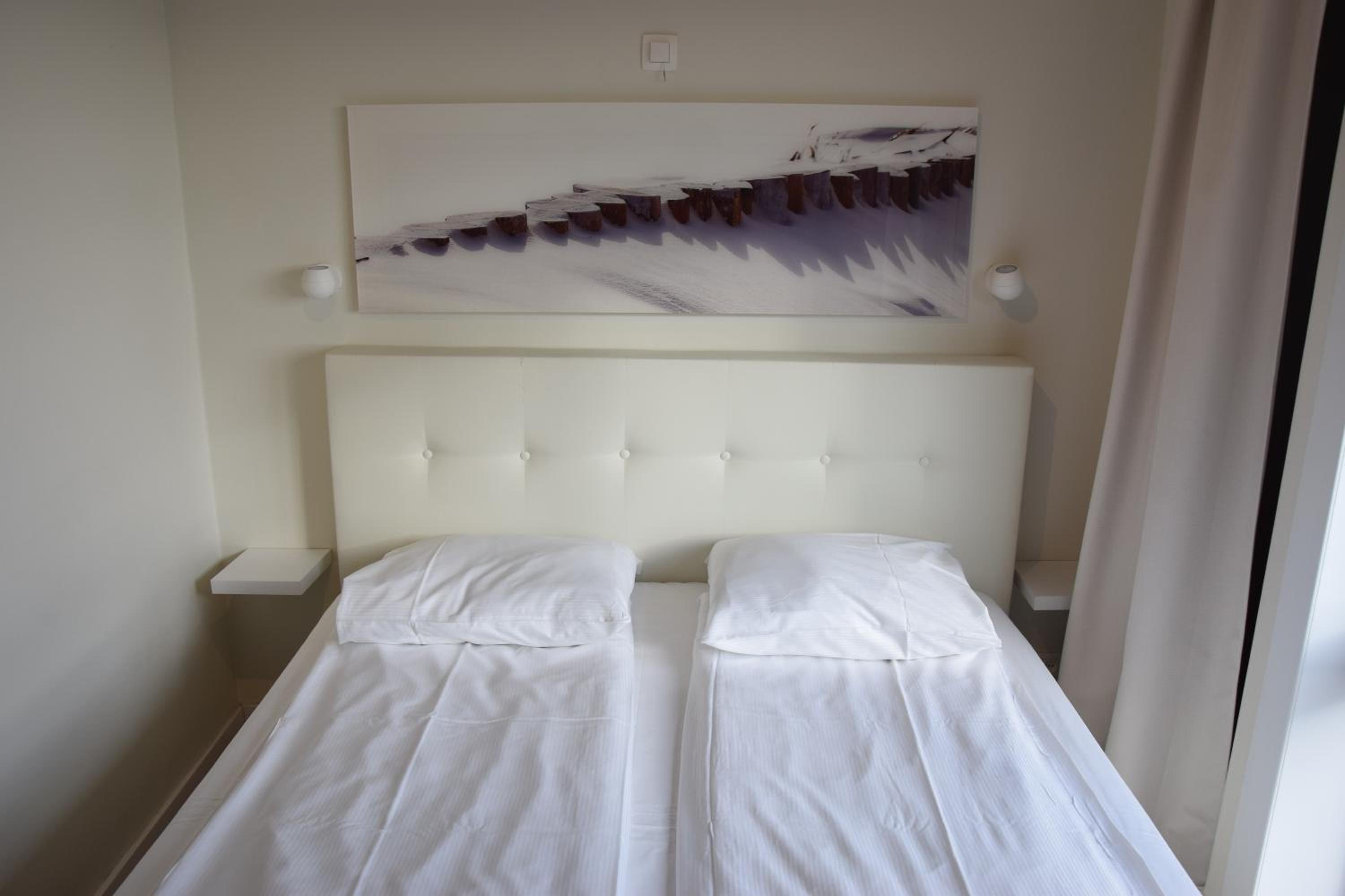 One-Bedroom Apartment - Photo 37