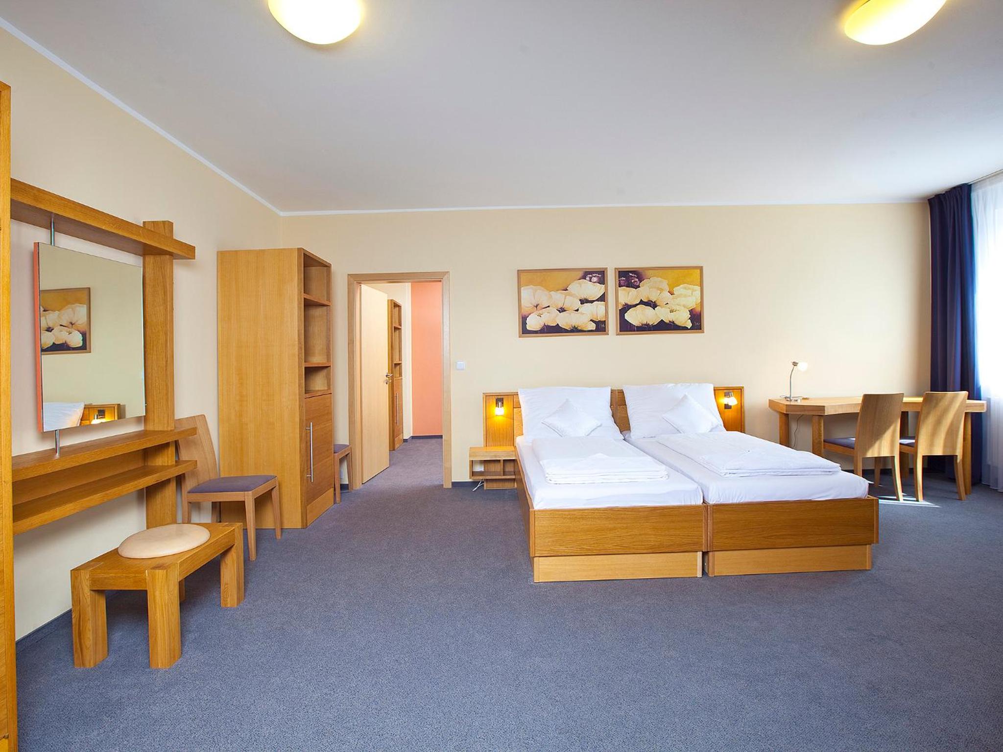 Two-Bedroom Suite photo 3