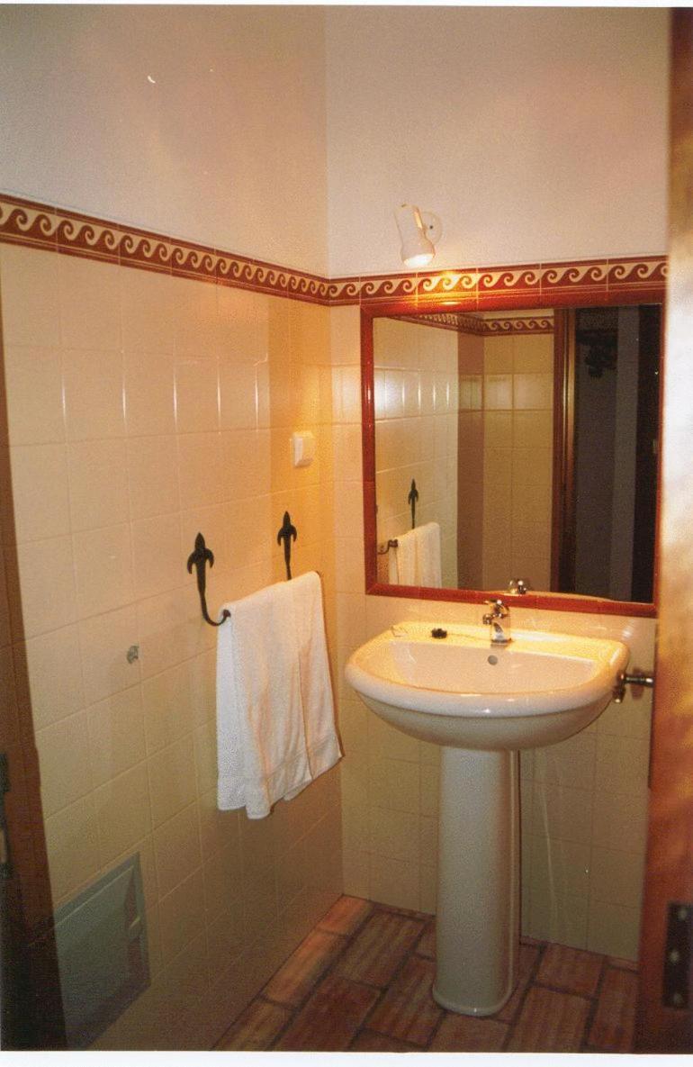 Double Room - Photo 4