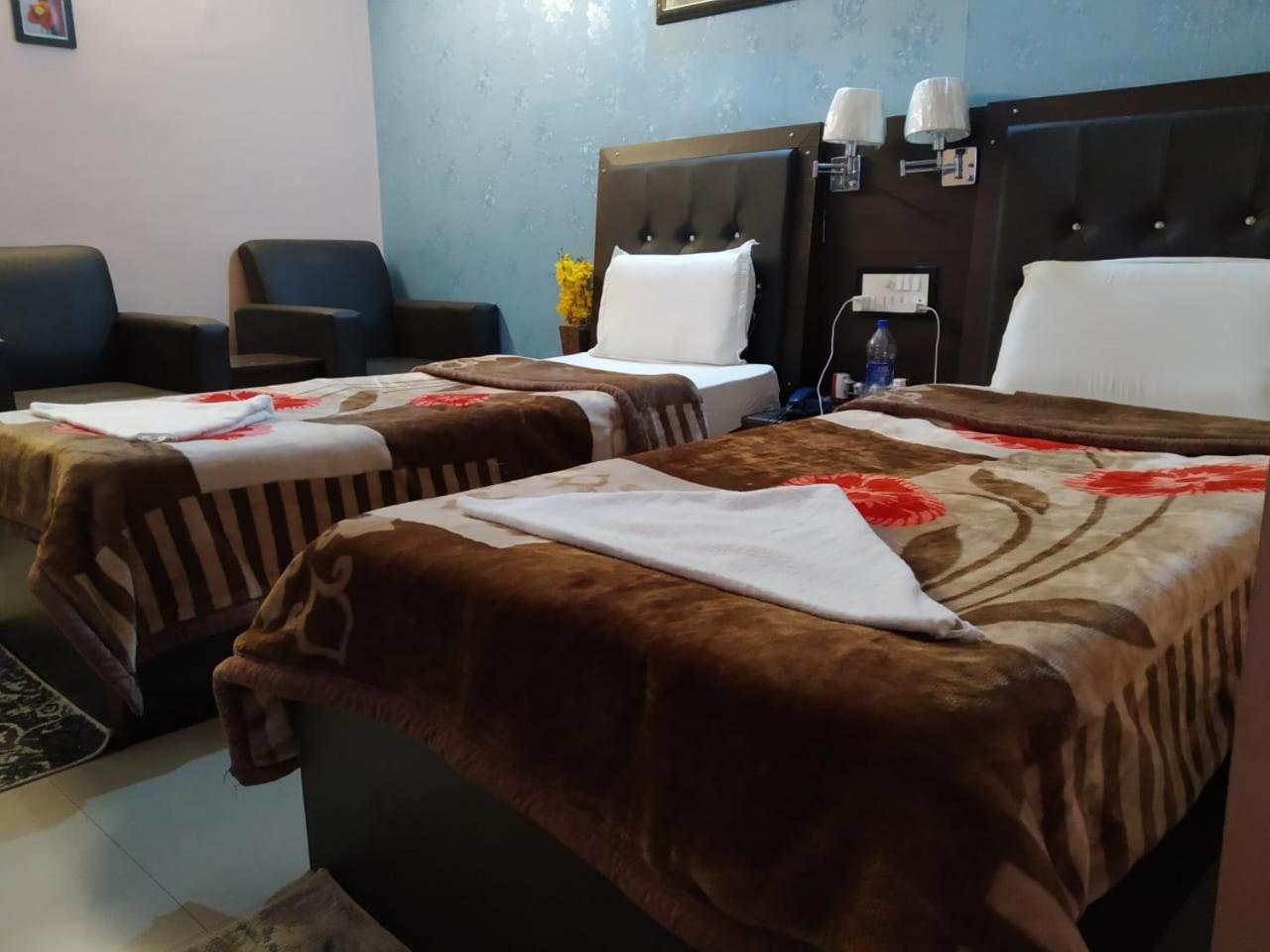 Deluxe Double or Twin Room - Photo 1