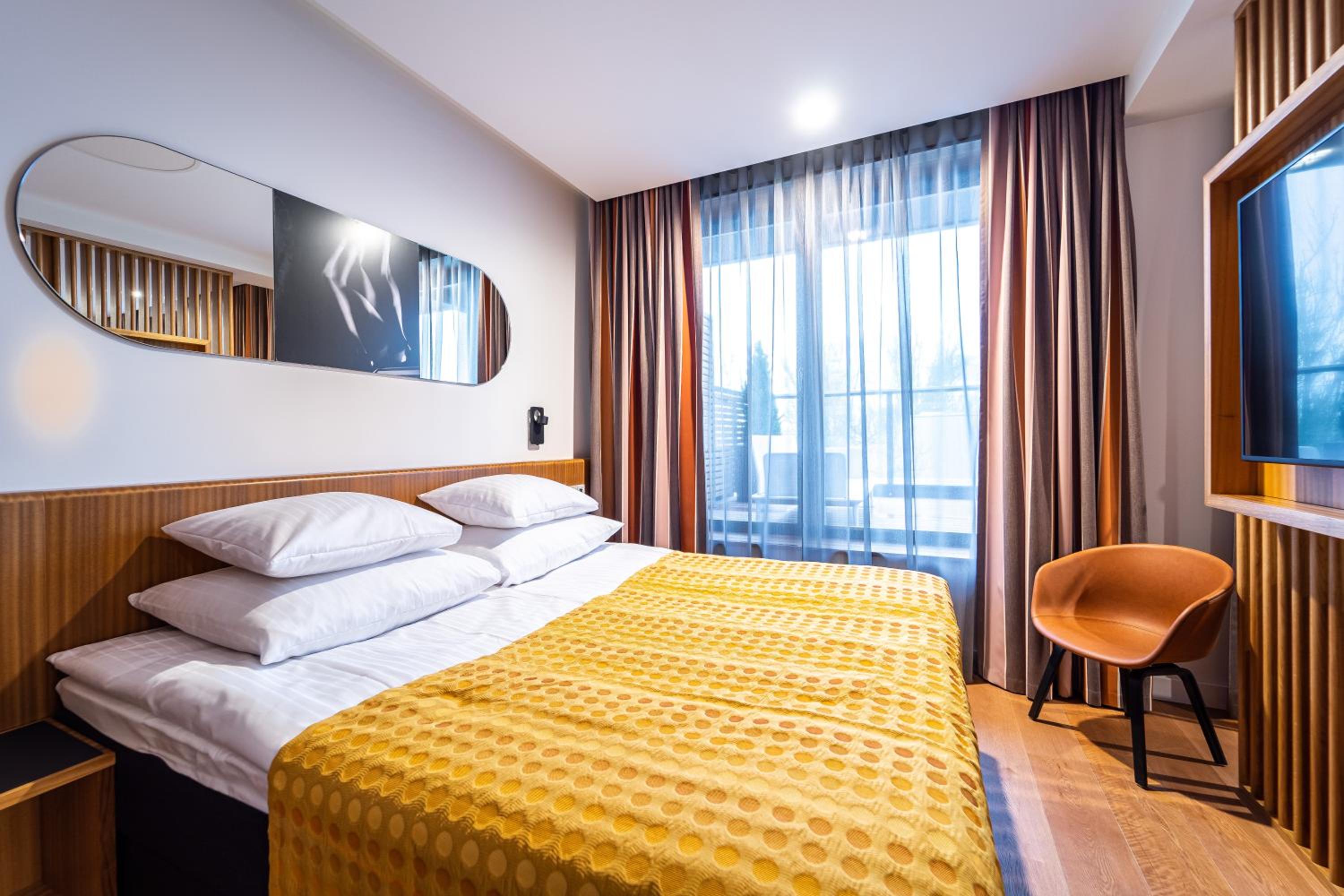 Superior Double or Twin Room - Photo 1