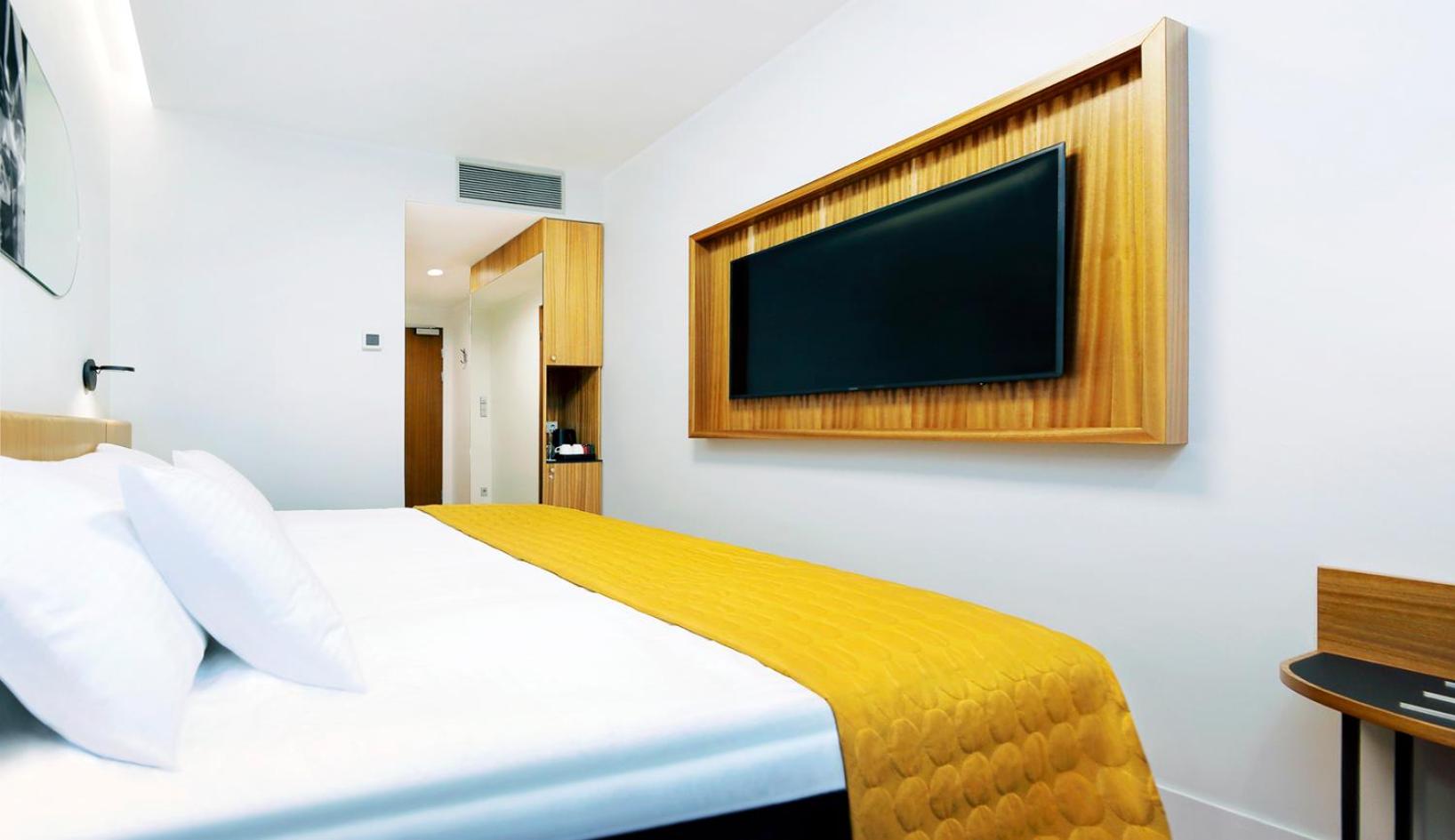 Standard Double or Twin Room - Photo 1