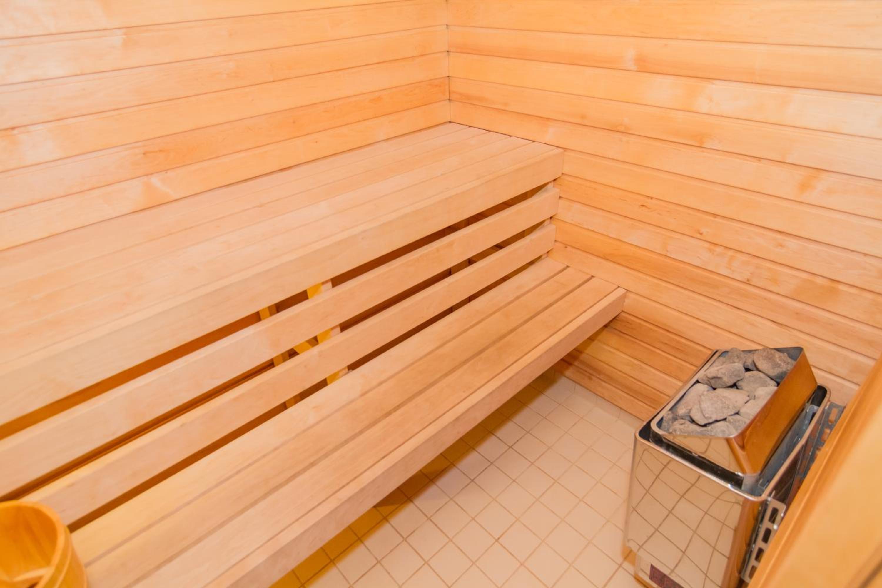 Junior Suite with Sauna - Photo 1