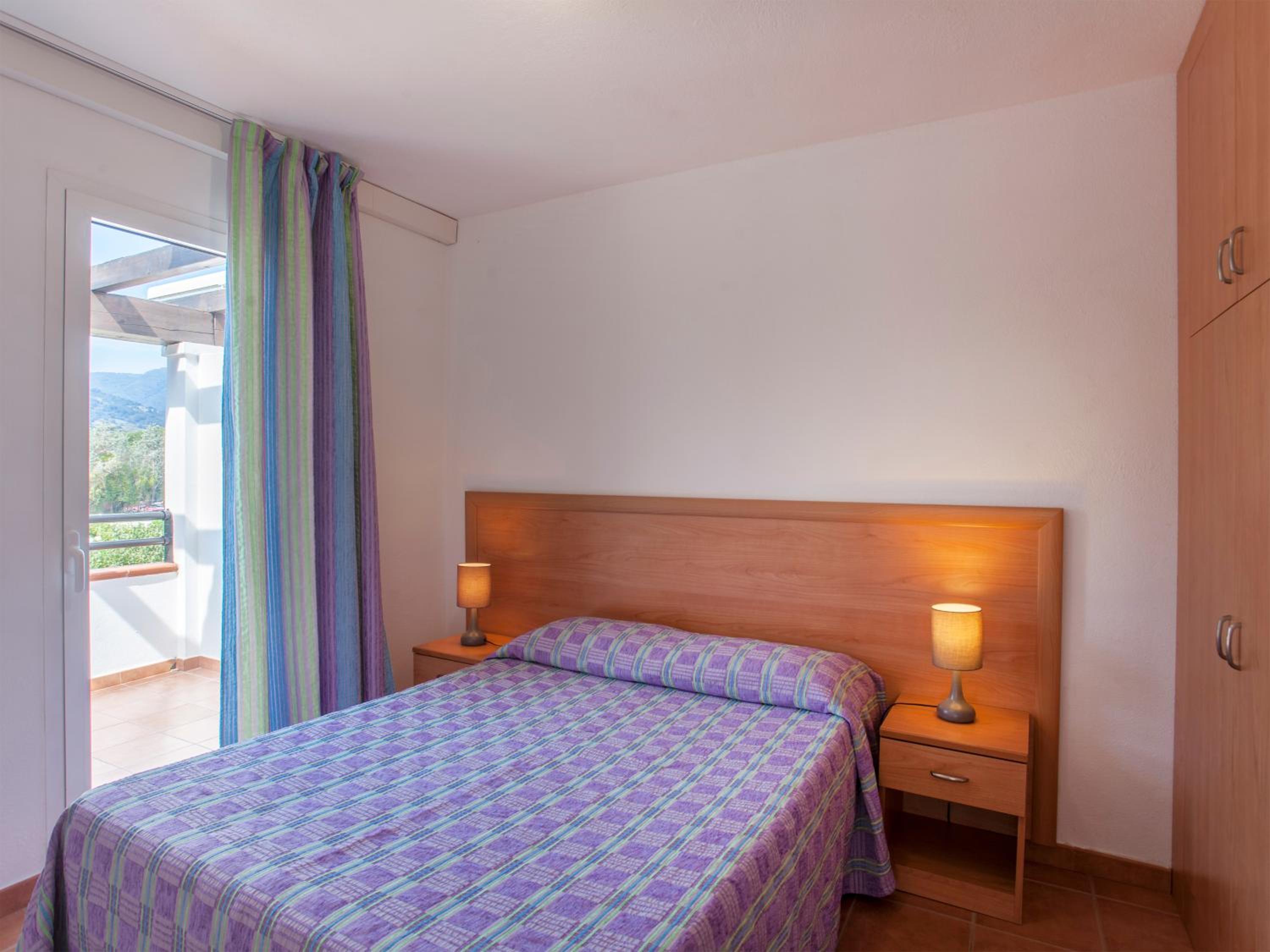 Two-Bedroom Apartment (6 Adults) - Photo 4