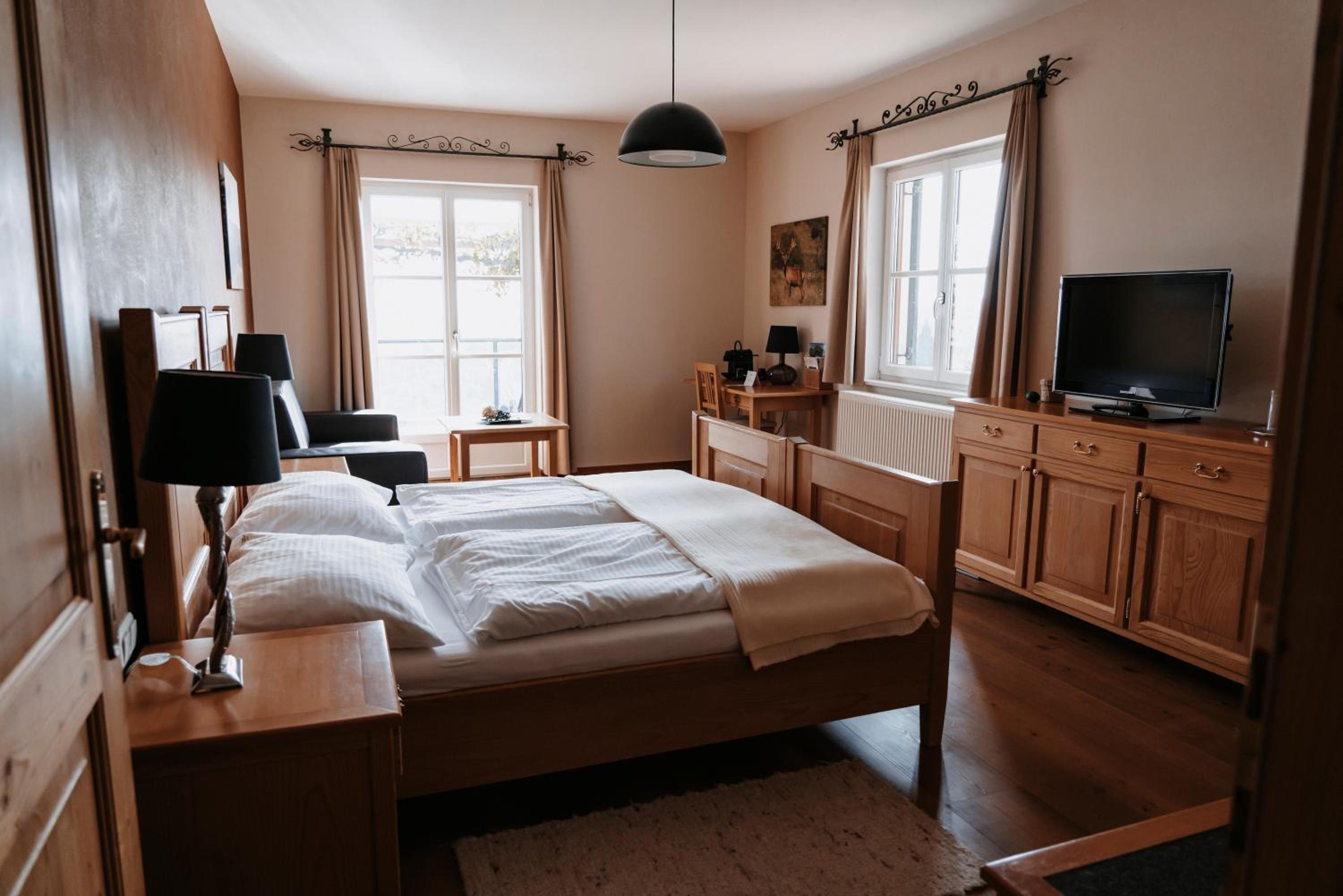 Deluxe Double Room photo 3