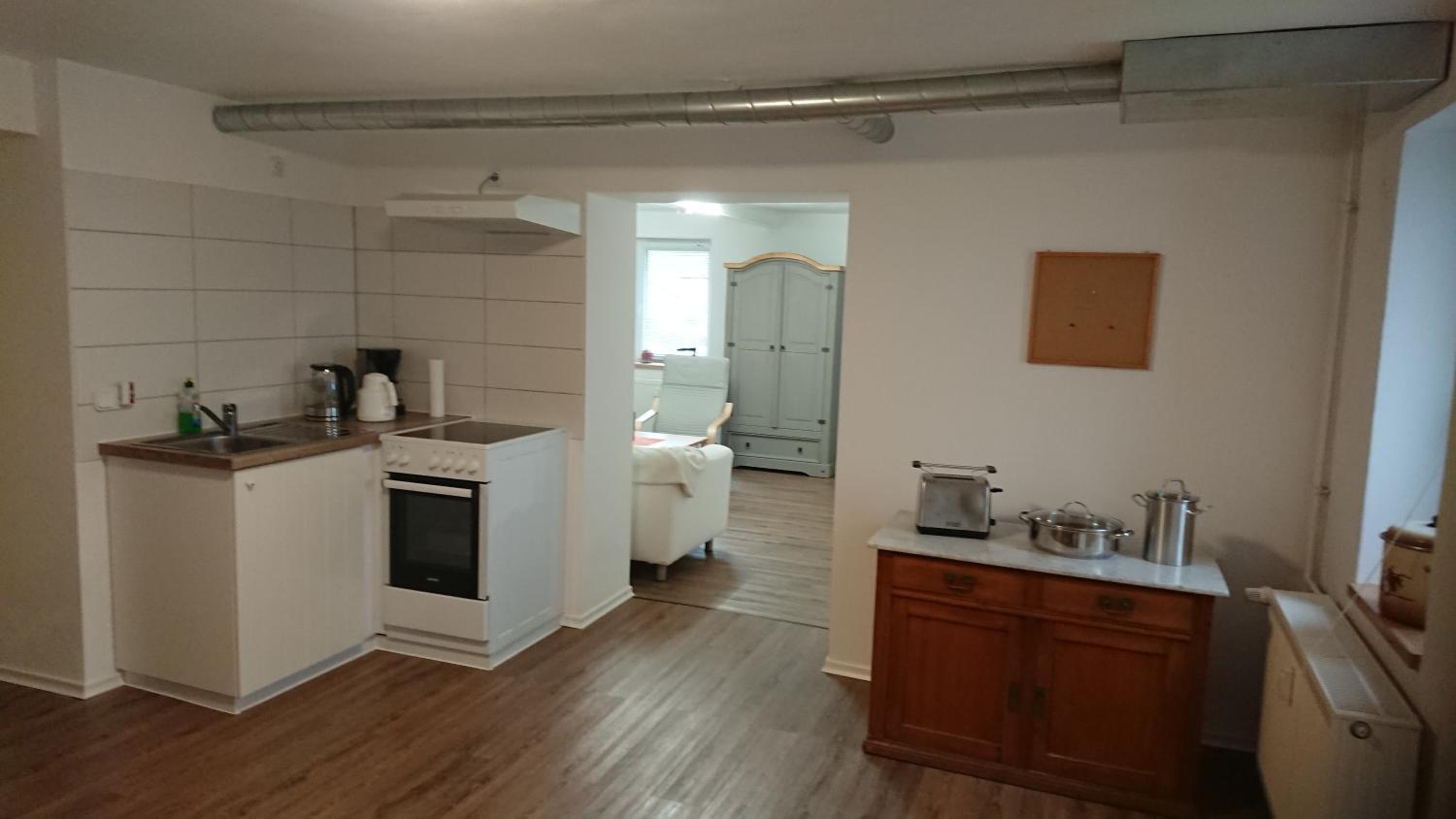 Apartment with Shower - Photo 7