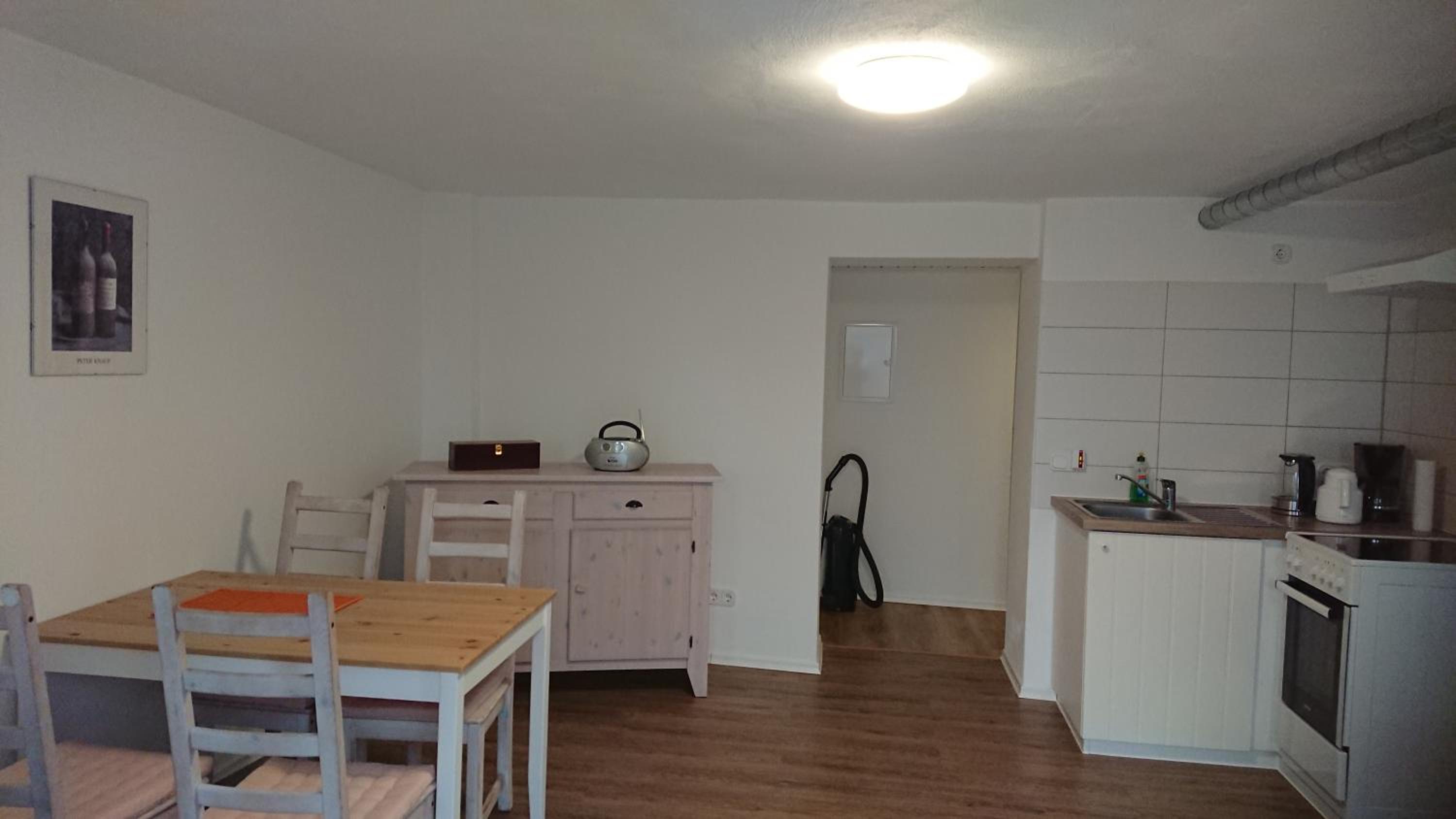 Apartment with Shower - Photo 2