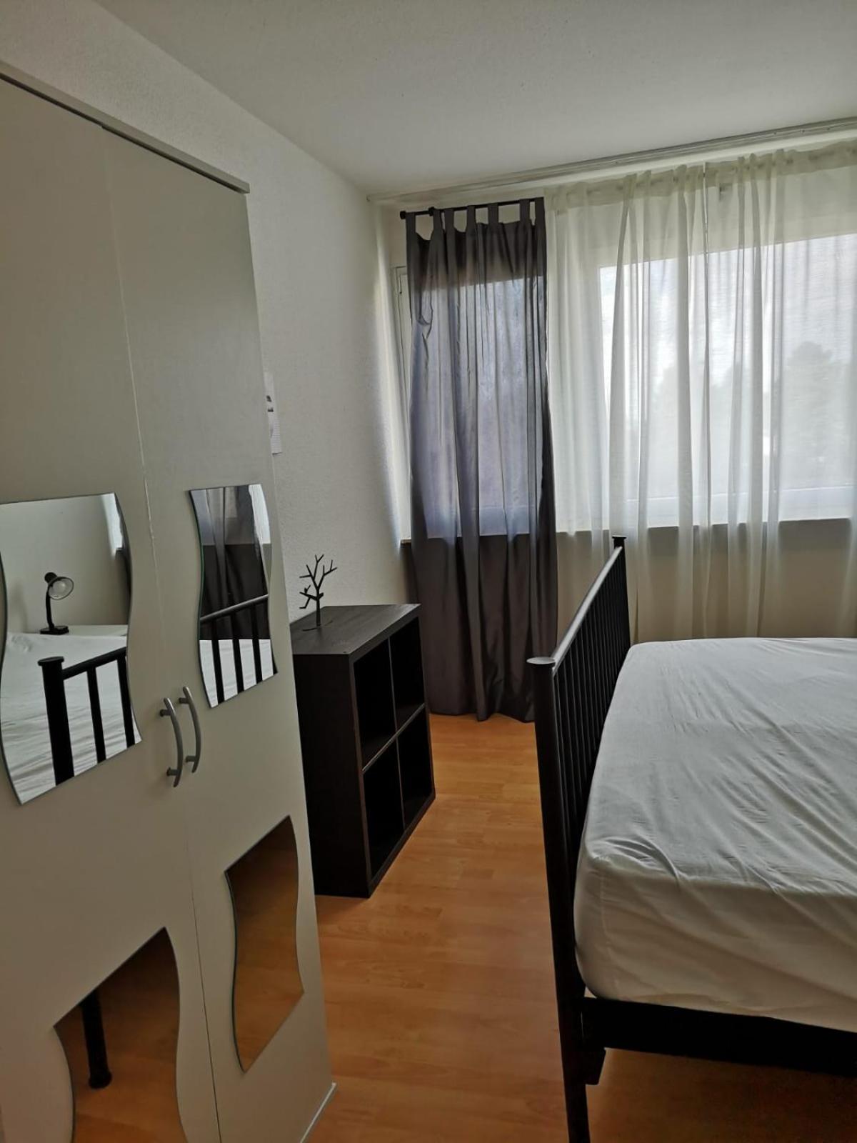 Two-Bedroom Apartment - Photo 23