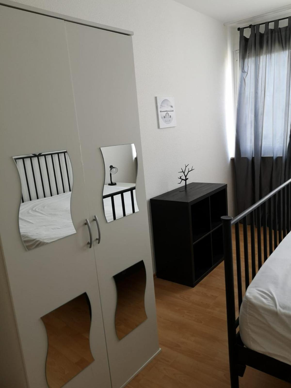 Two-Bedroom Apartment - Photo 18