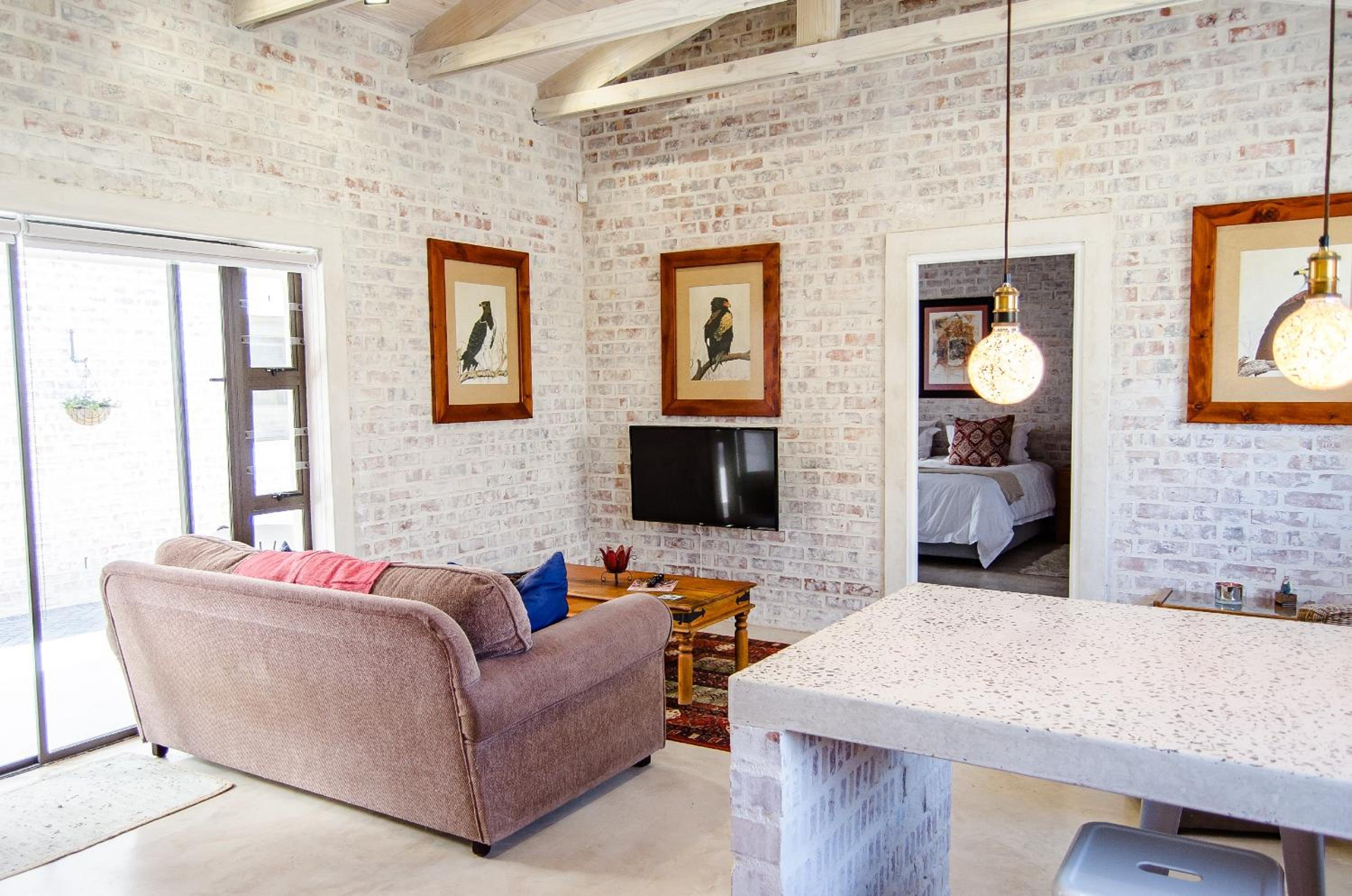 One-Bedroom Apartment - Photo 30