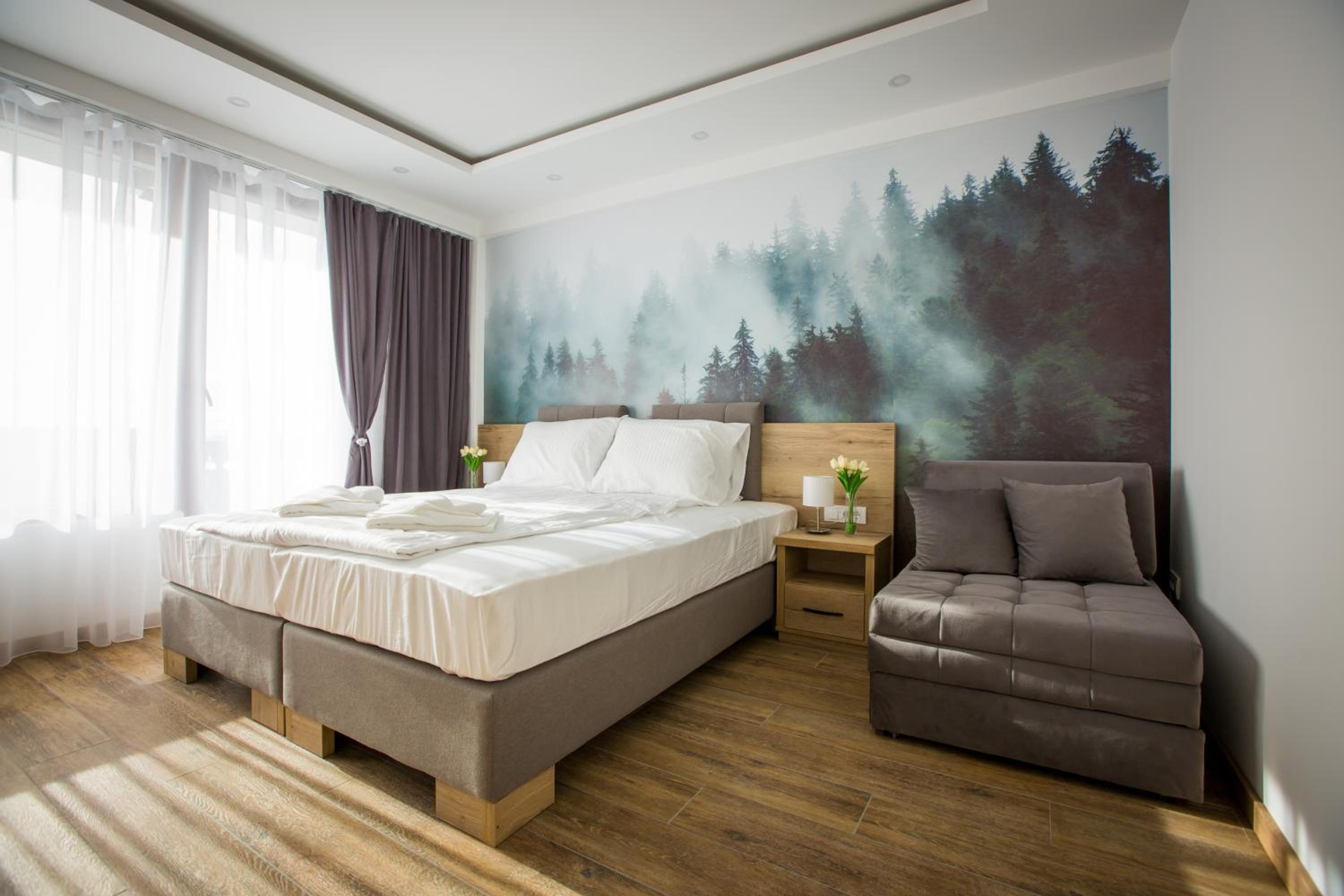 Deluxe Suite with Free Spa Access