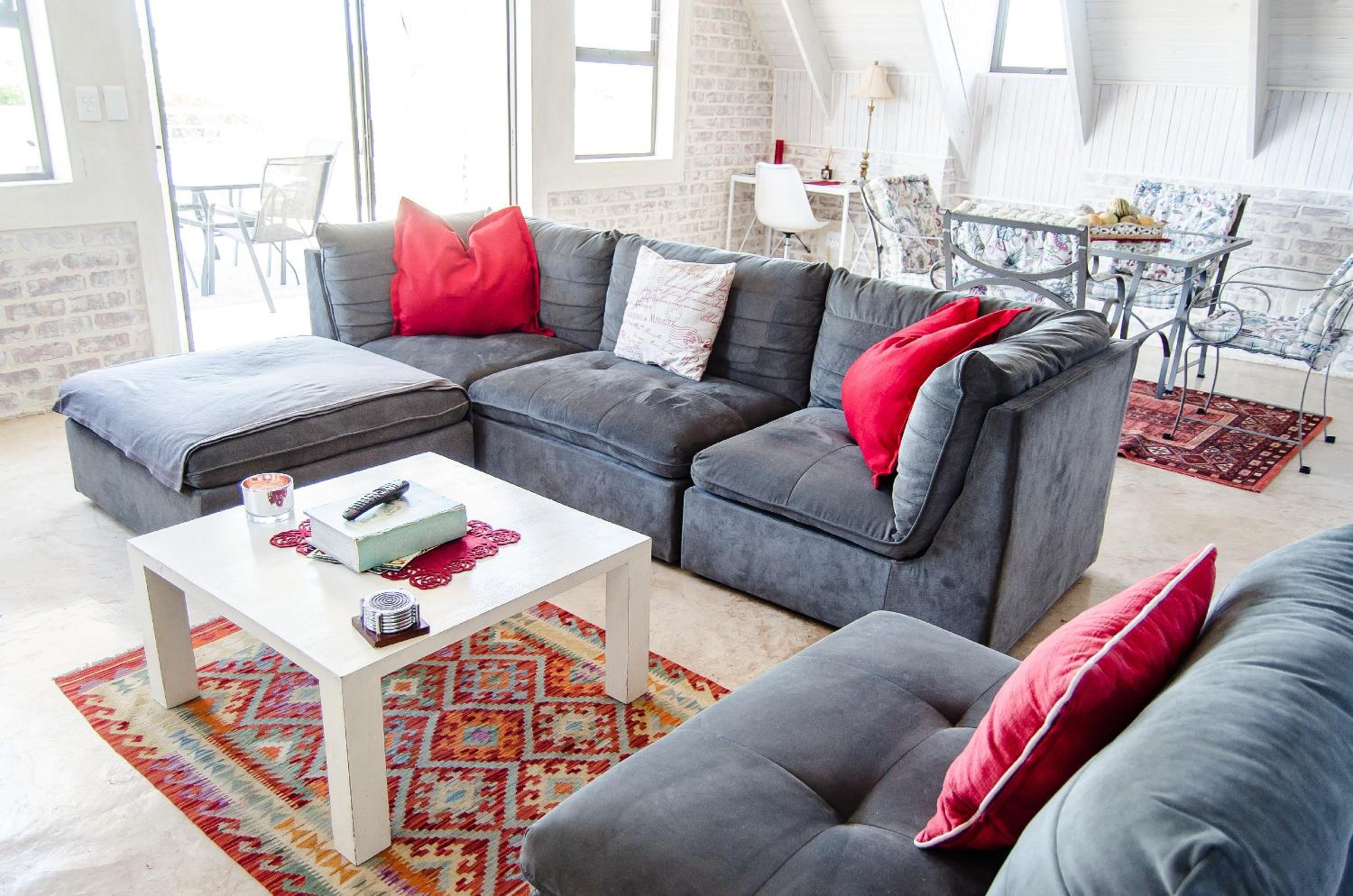 Two-Bedroom Apartment - Photo 6