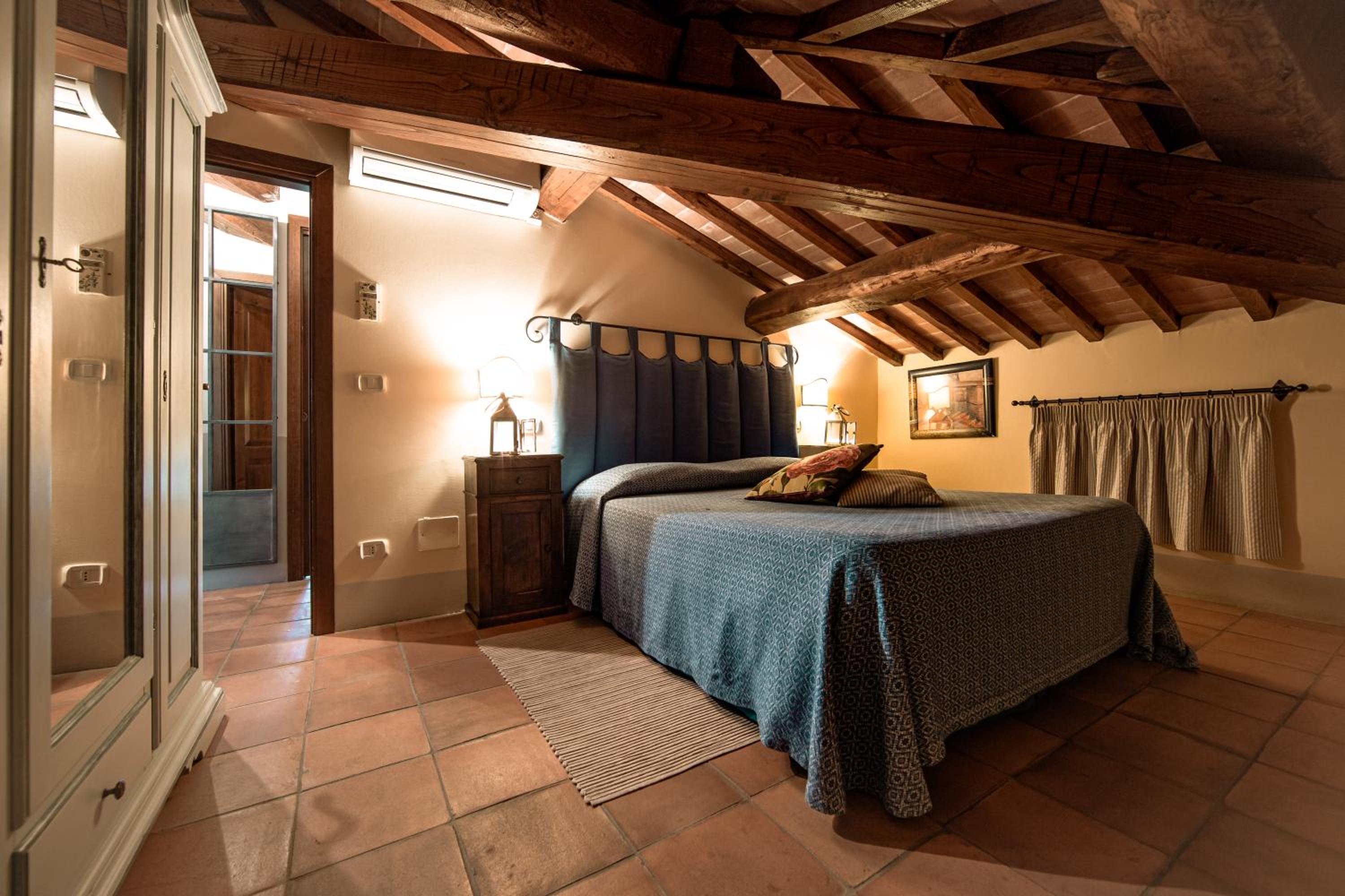 Junior Suite (2 Adults) with Spa Access - Photo 1