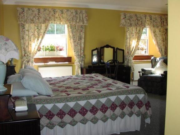 Double or Twin Room photo 2