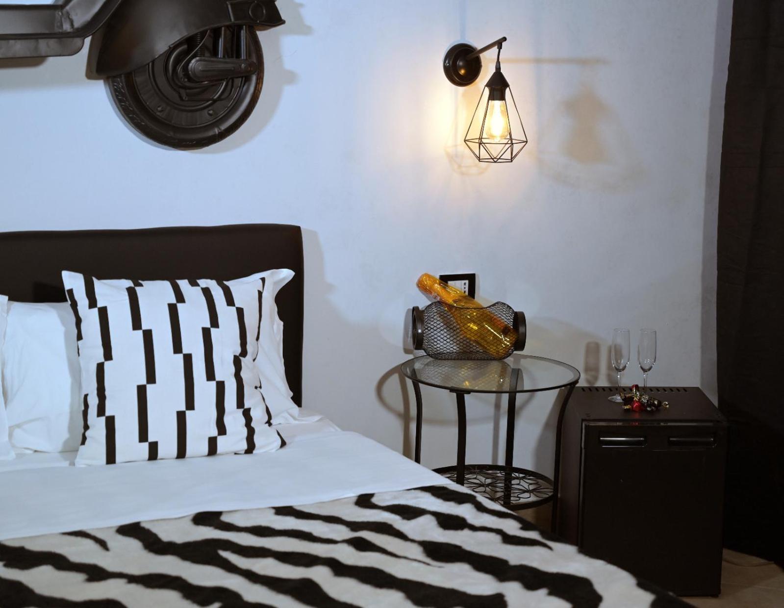 Deluxe Junior Suite photo 3