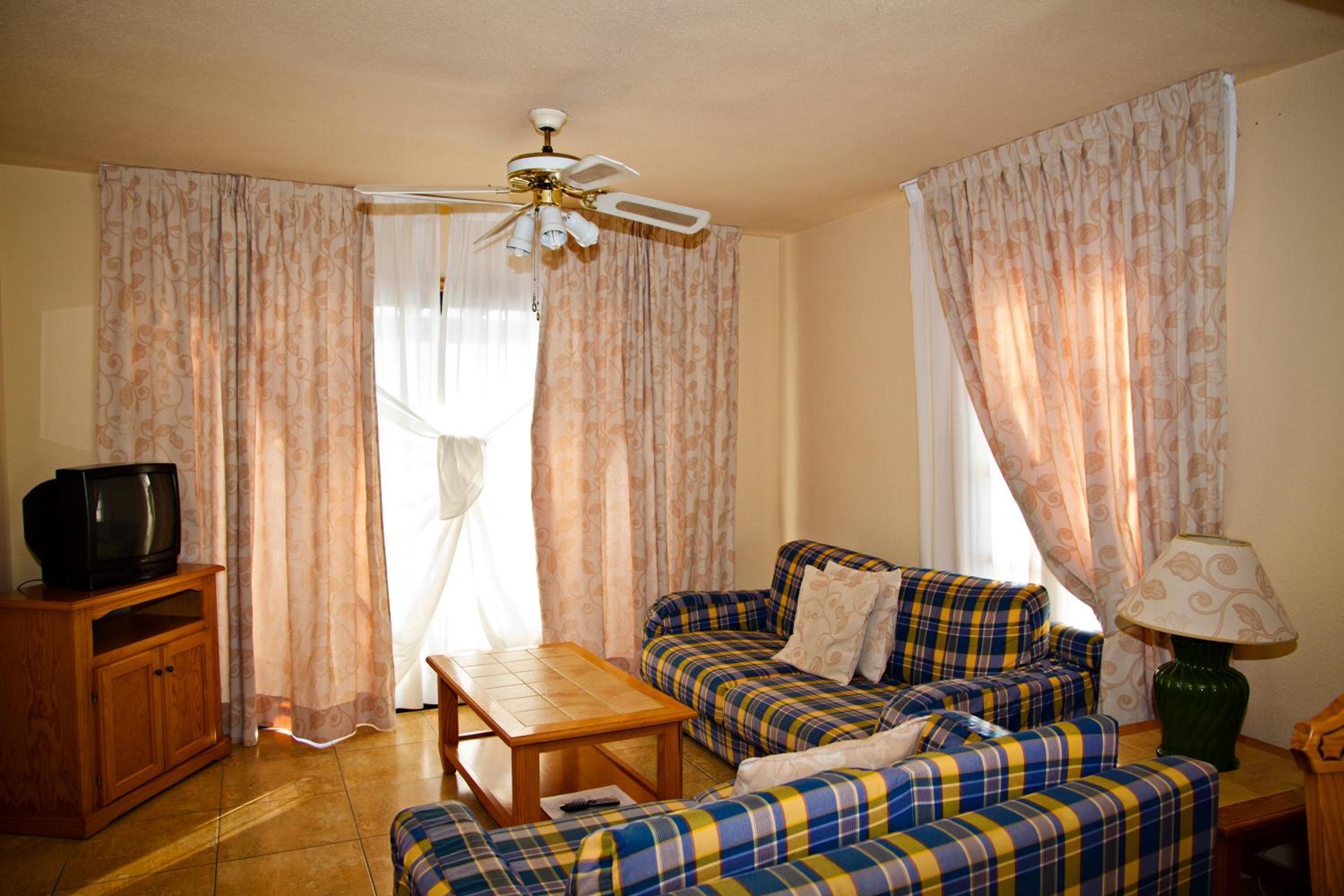 Two-Bedroom Apartment photo 2