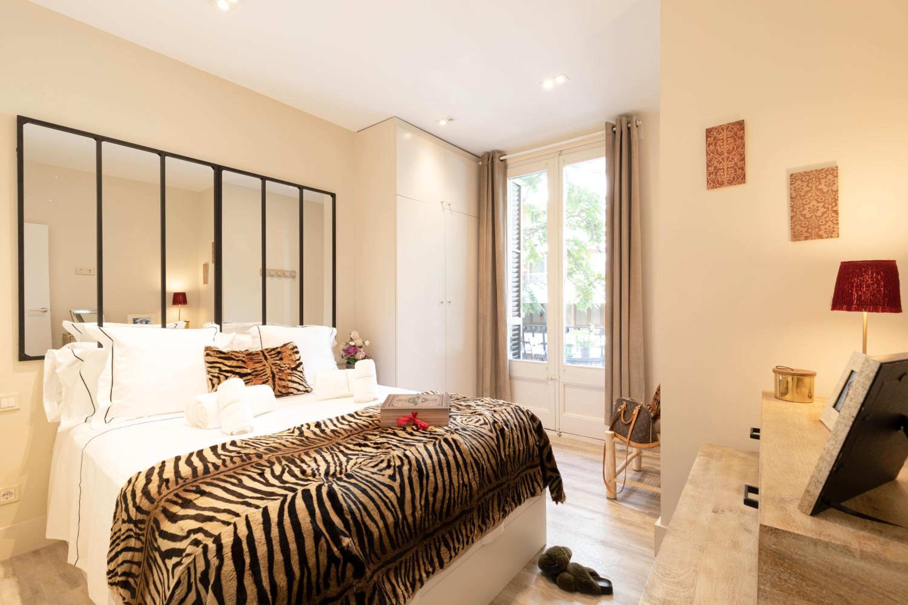 Apartamento con Balcón