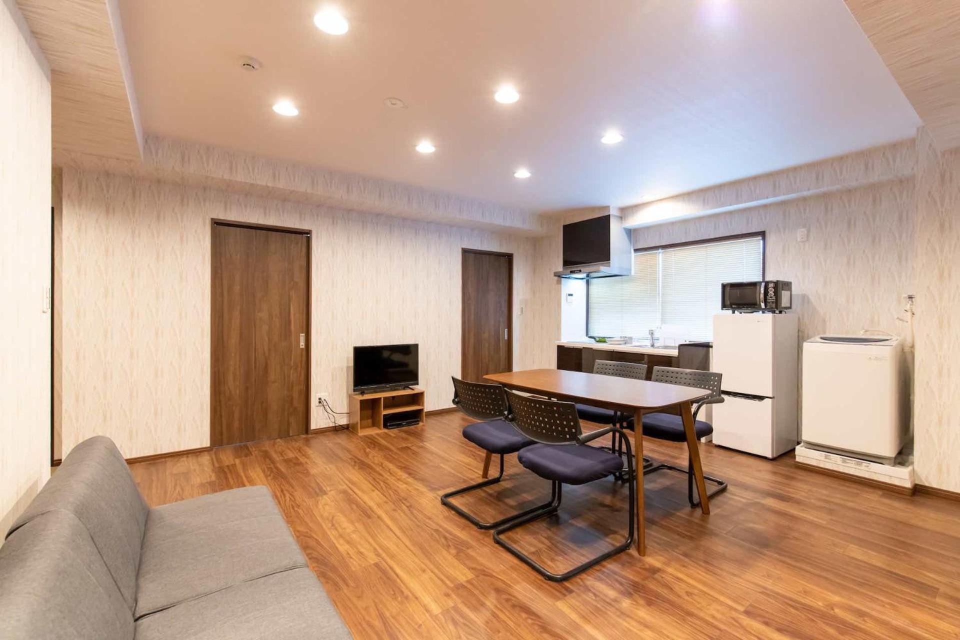 Two-Bedroom Apartment photo 2