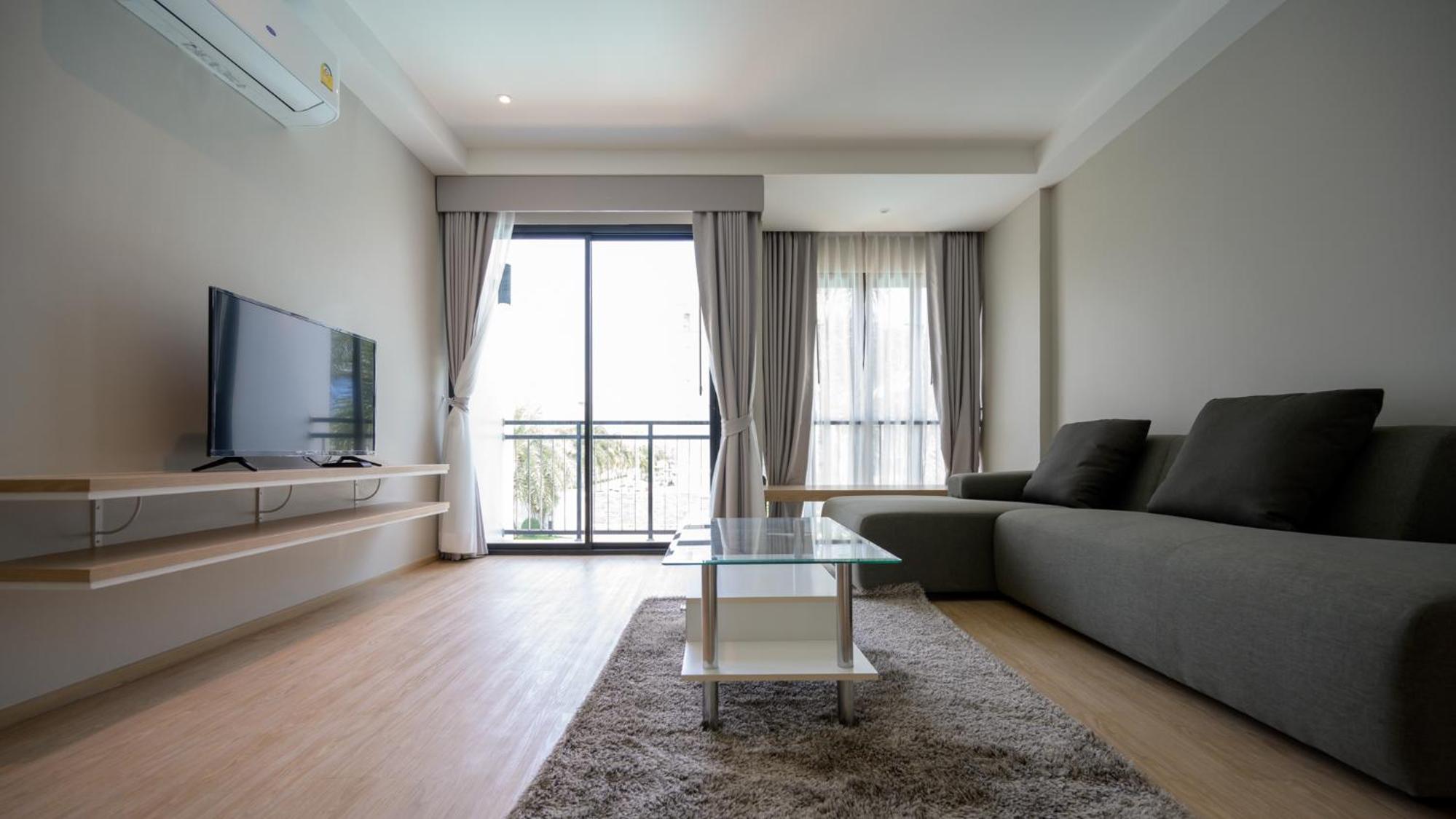 King Room with Pool View photo 3