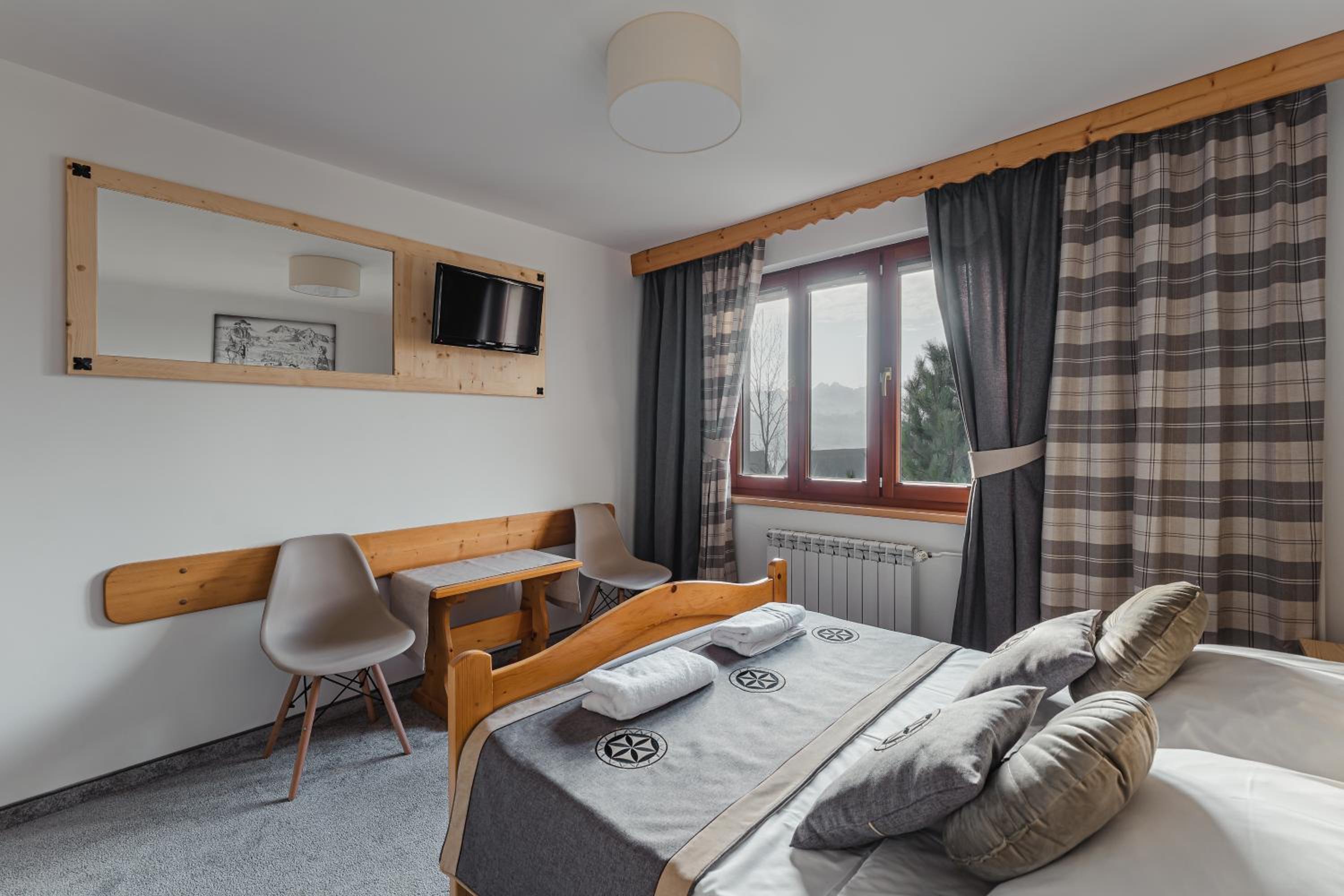 Large Double Room photo 2