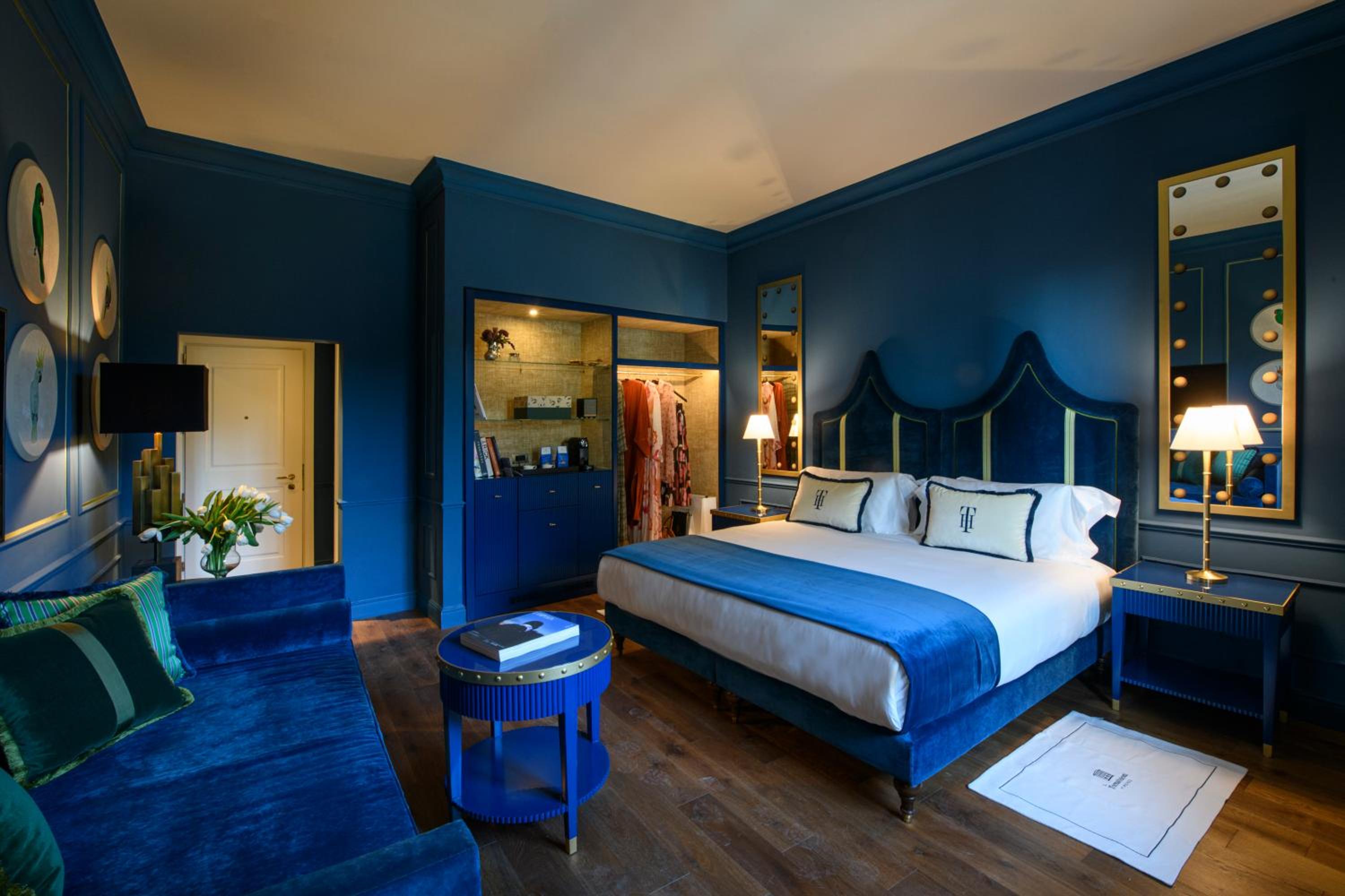 Junior King Suite - Photo 2