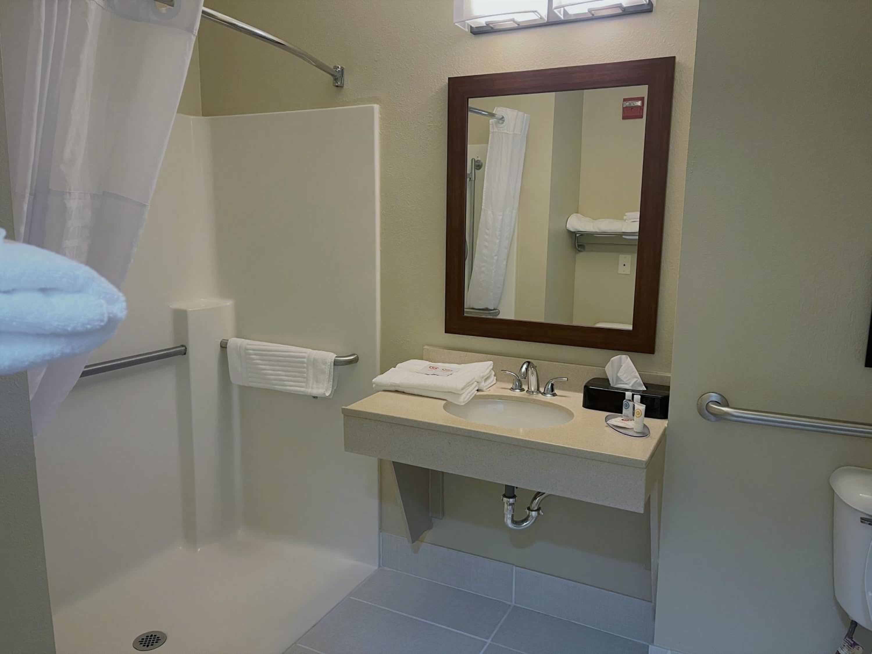 King Room - Disability Access/Non-Smoking - Photo 7
