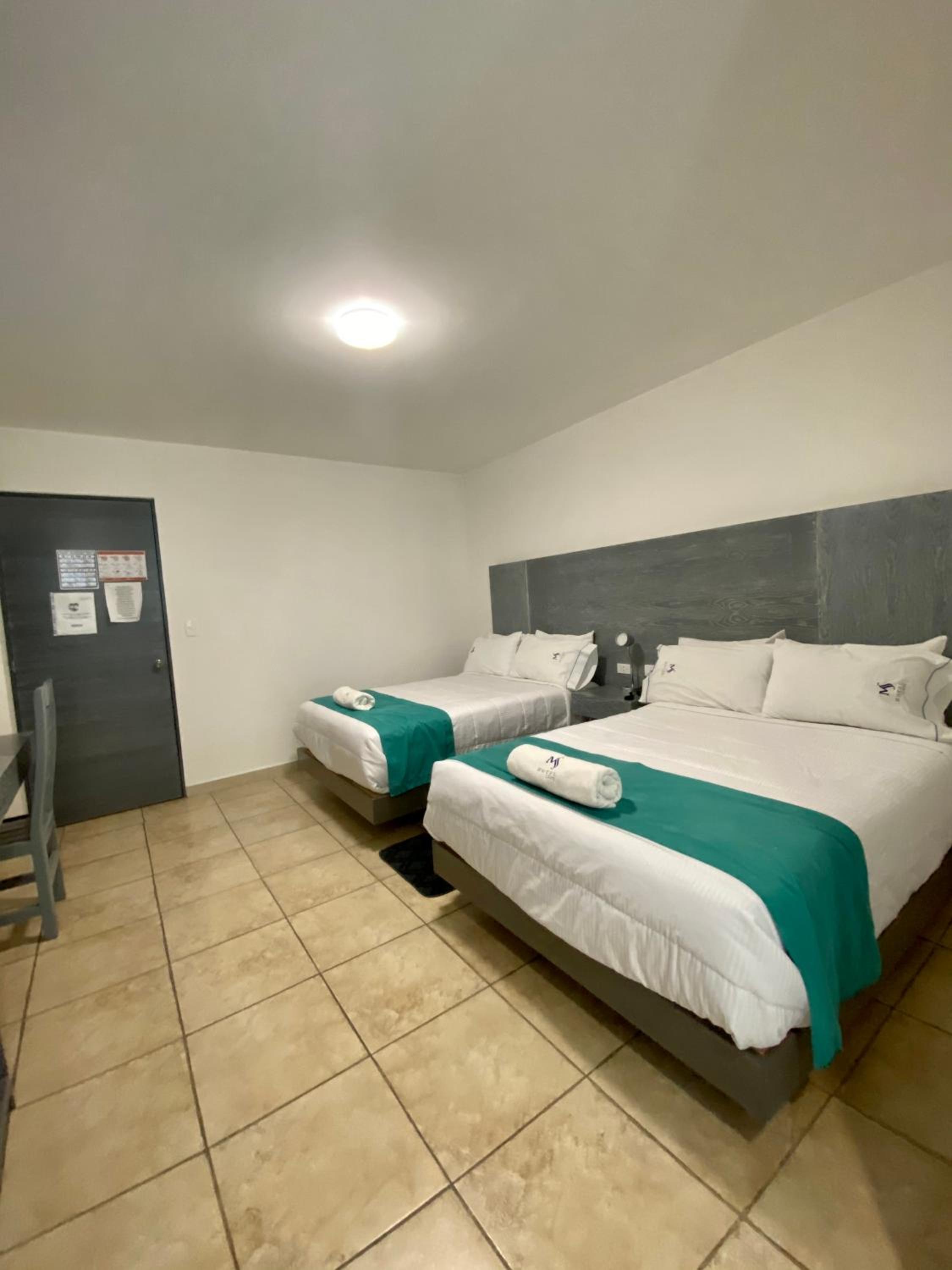 Deluxe Twin Room photo 1