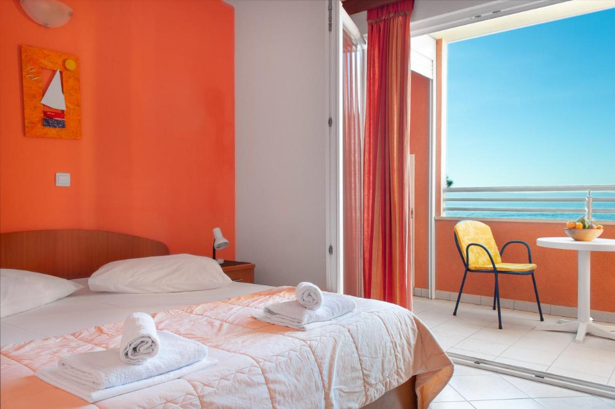 Studio with Sea View photo 1