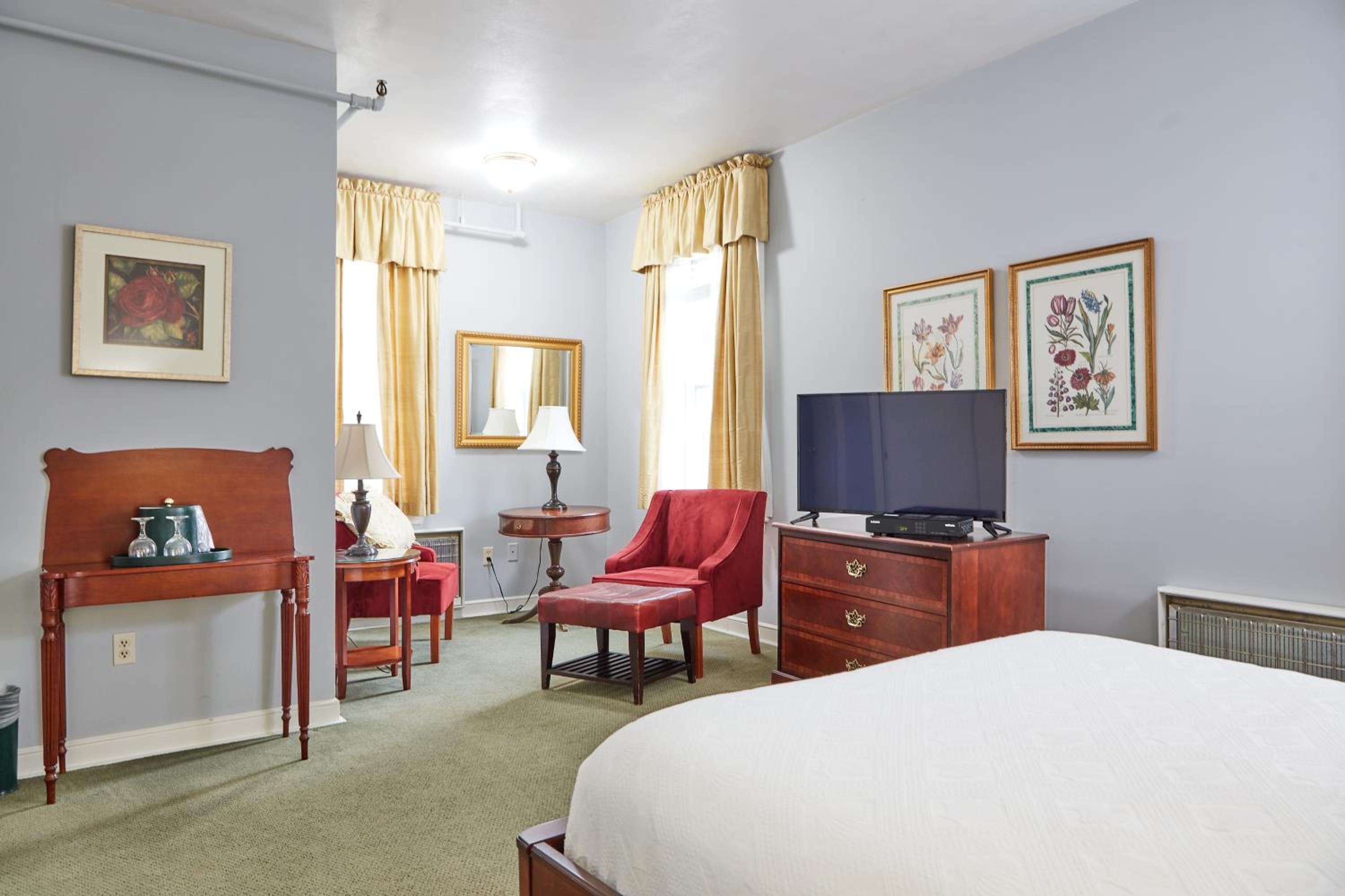 Standard Queen Room photo 1