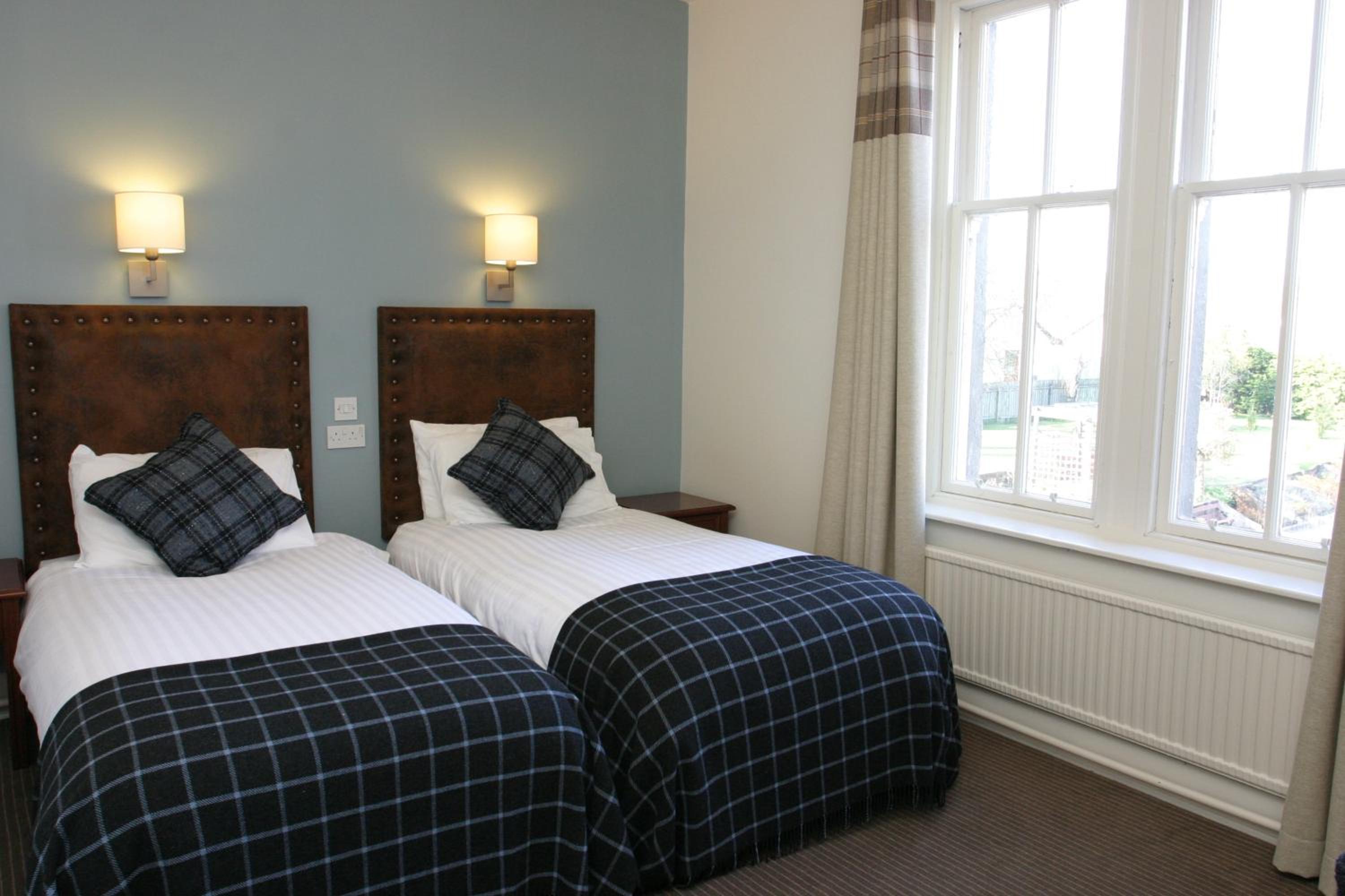 Twin Room - Photo 5