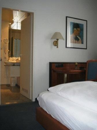 Single Room photo 1