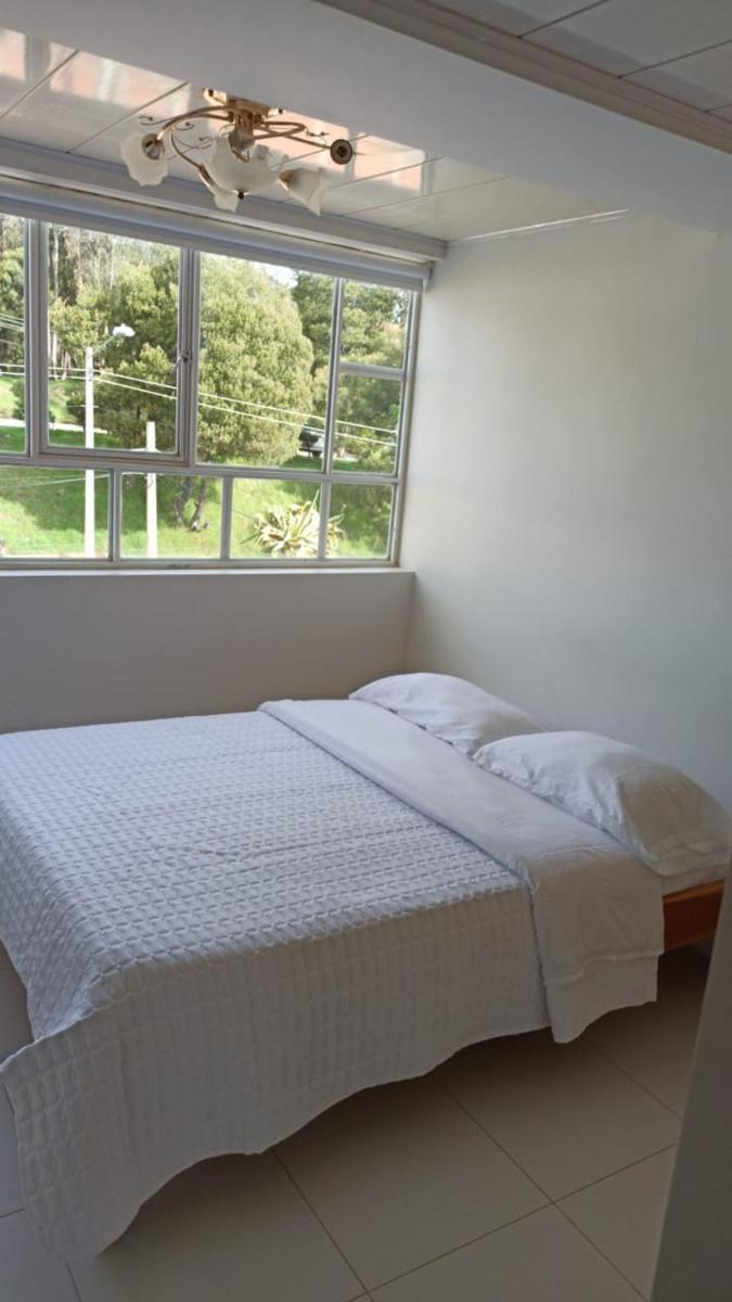 Double Room with Shared Bathroom photo 3