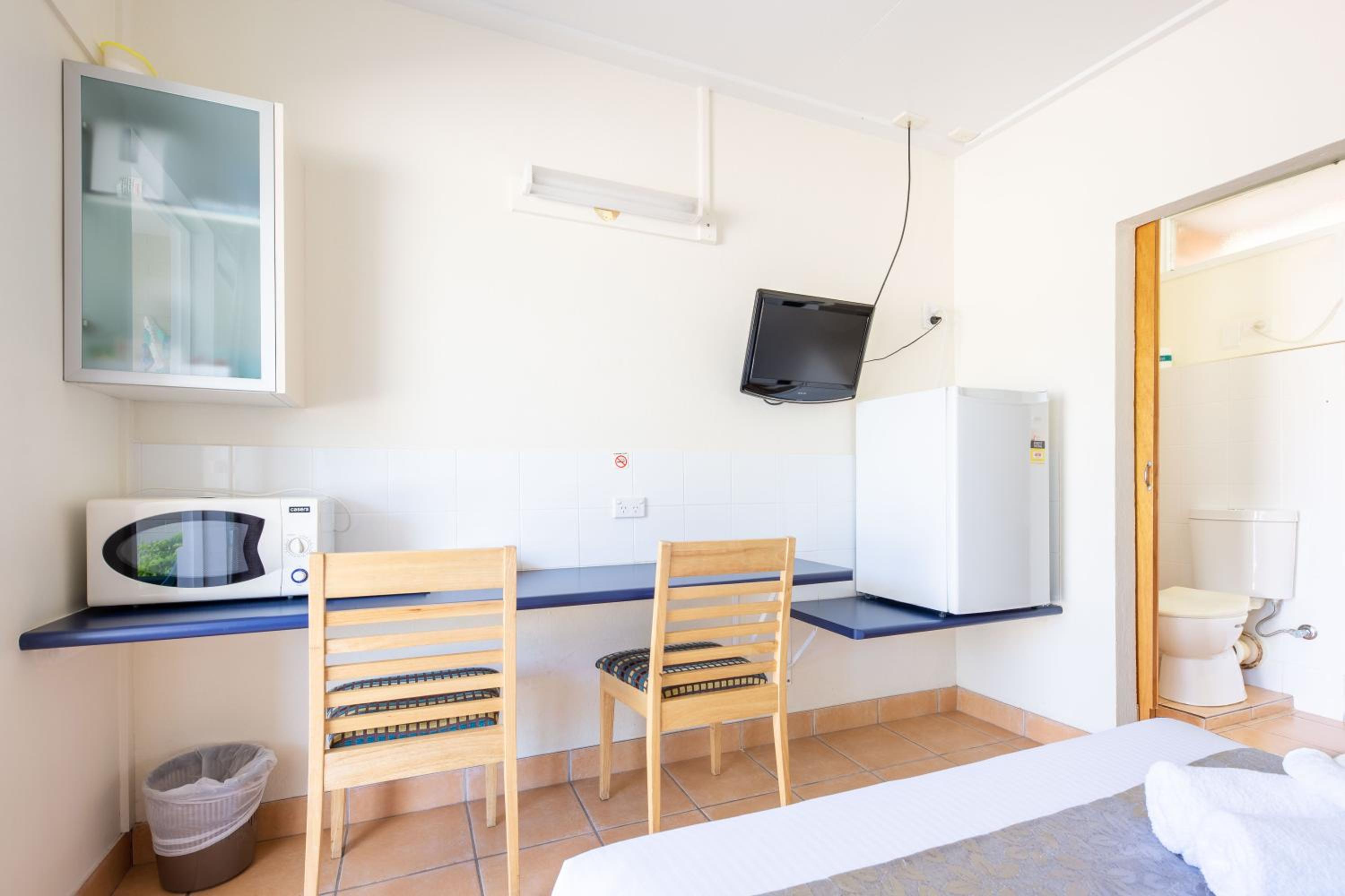 Standard Double Room - Photo 2