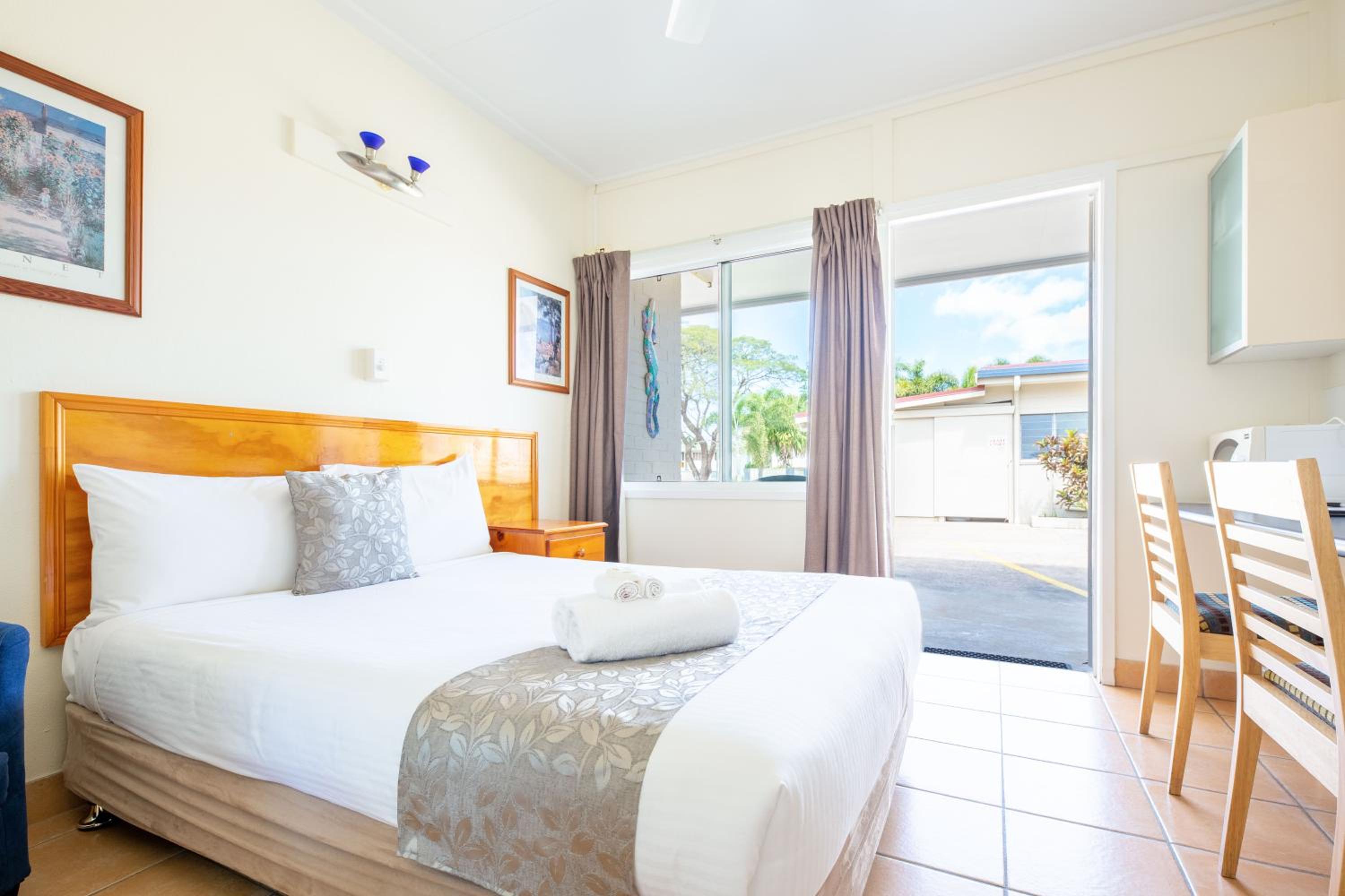 Standard Double Room - Photo 1