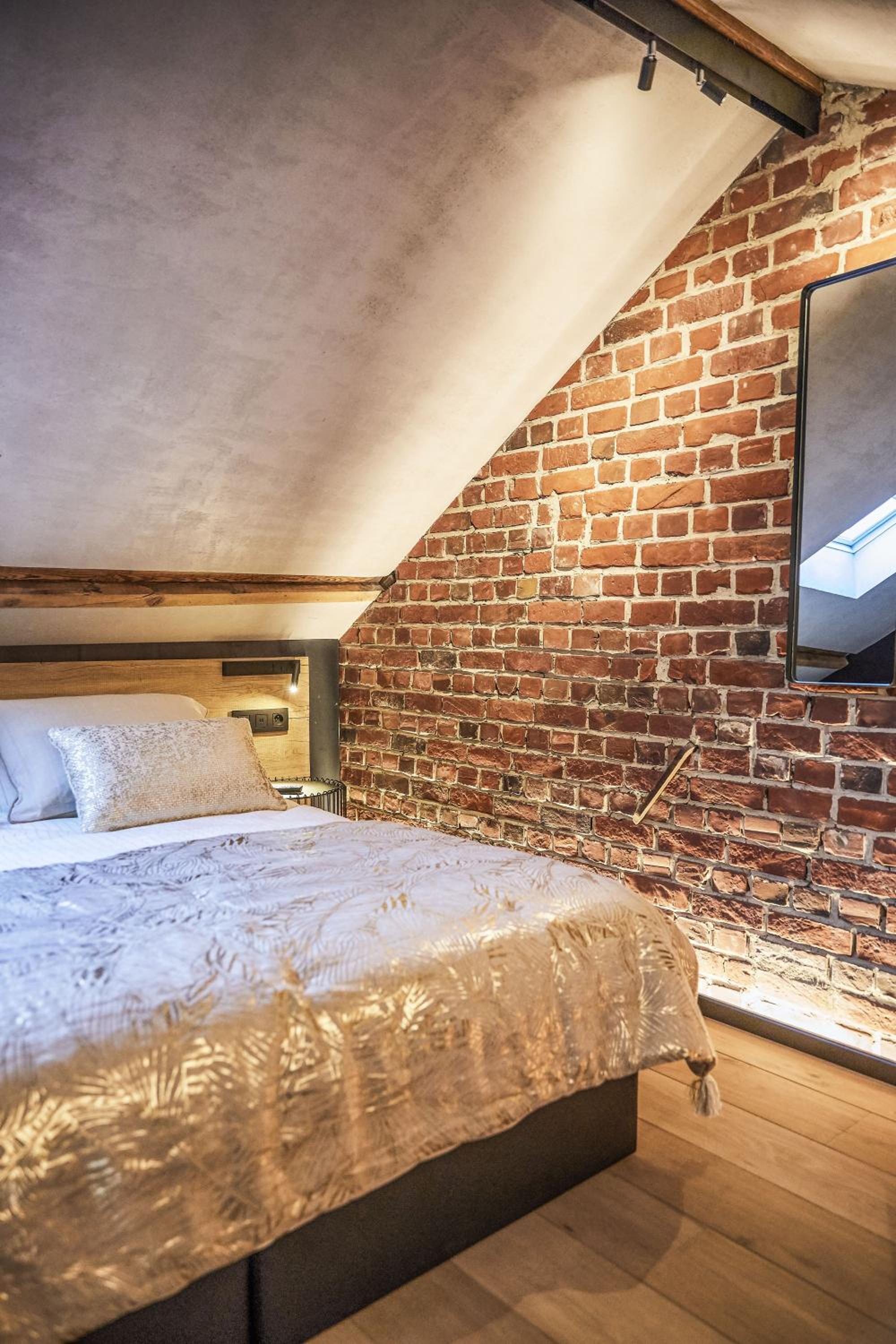 Suite with Spa Bath - Photo 5