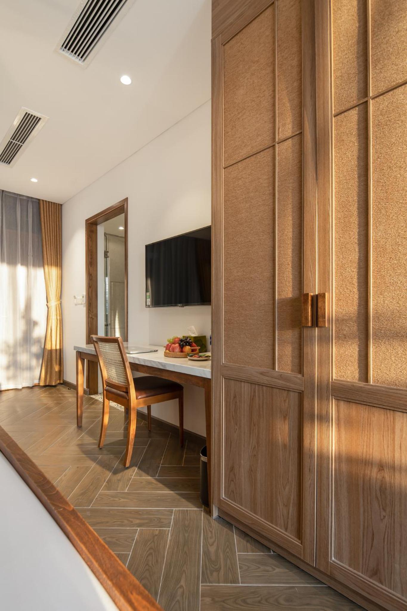 Apartment with City View - Photo 7