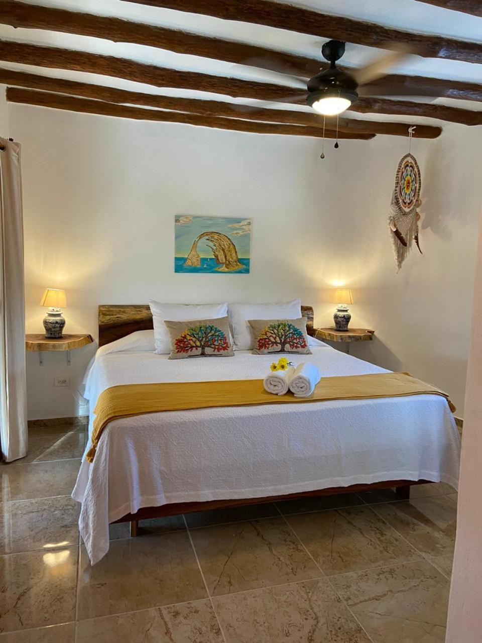 Suite with River View - Photo 15