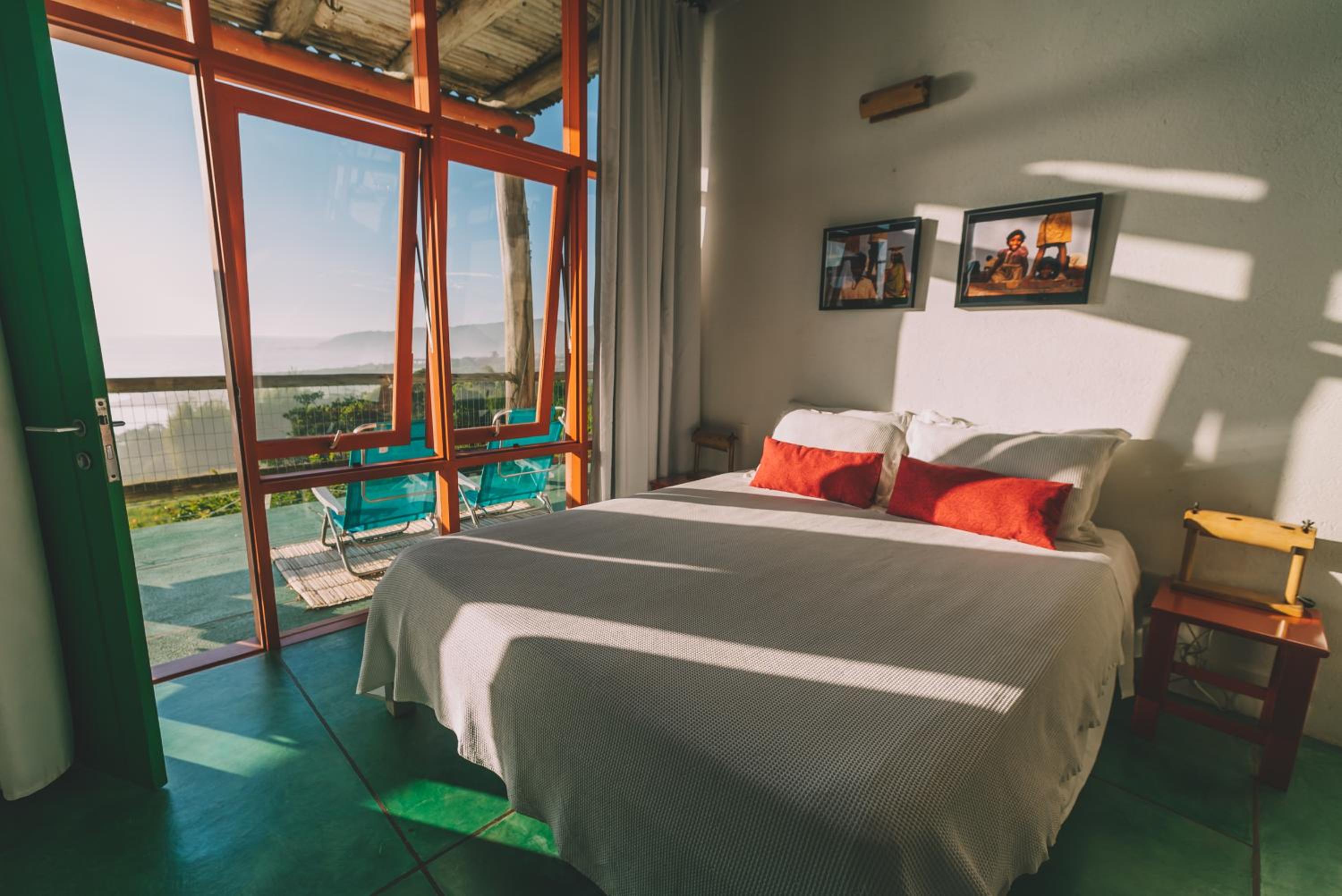 Suite with Balcony - Photo 8