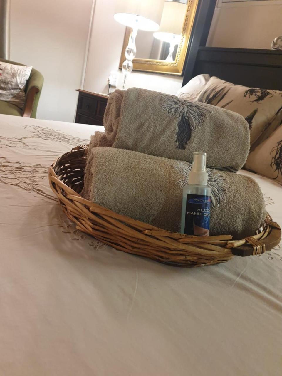 Double Room - Disability Access - Photo 9