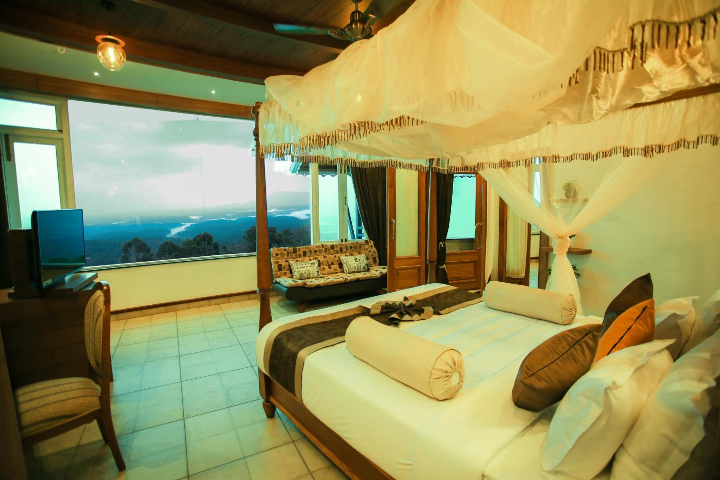 Spa Jacuzzi Suite - Photo 1