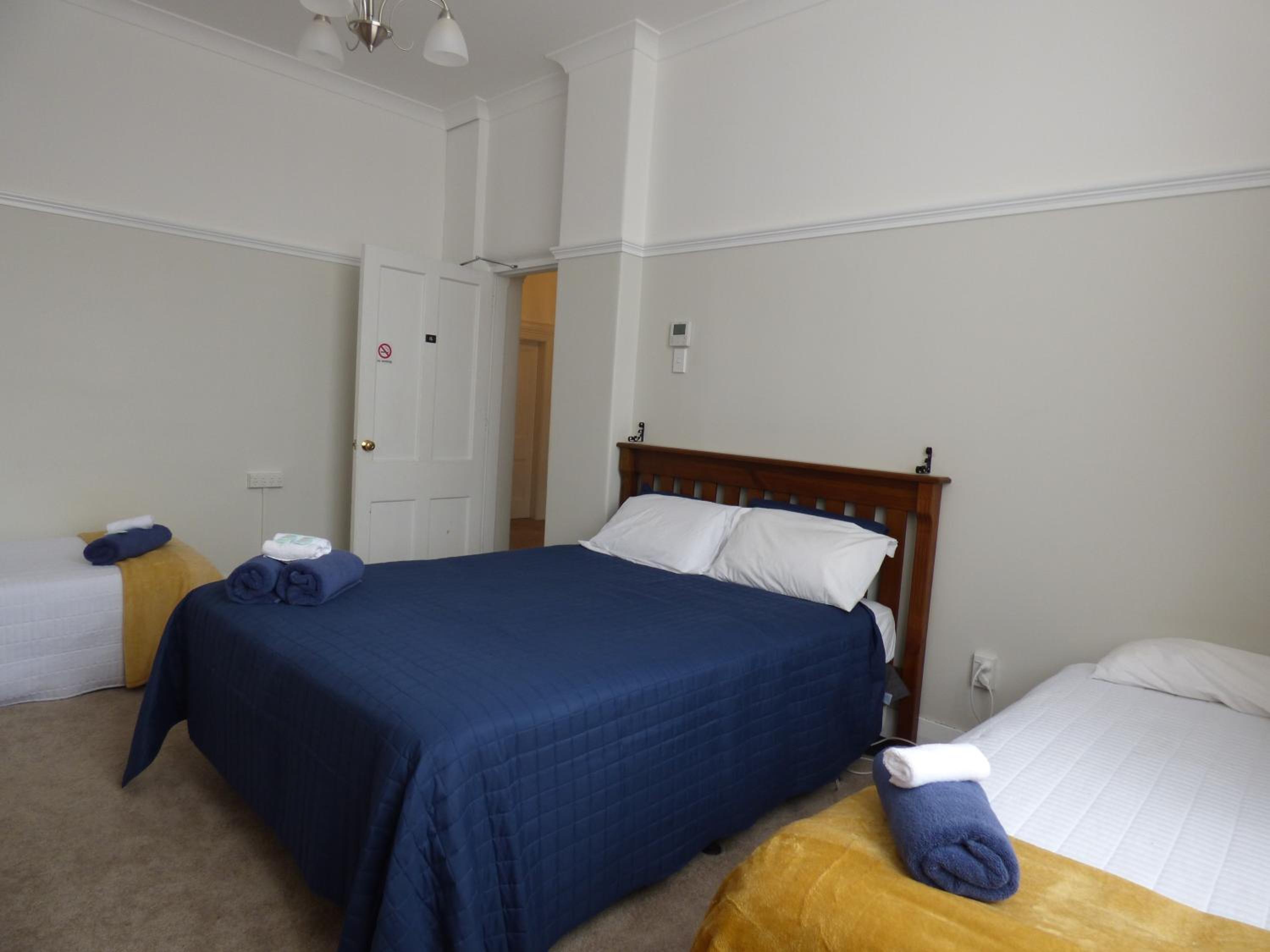 Quadruple Room with Shared Bathroom photo 1