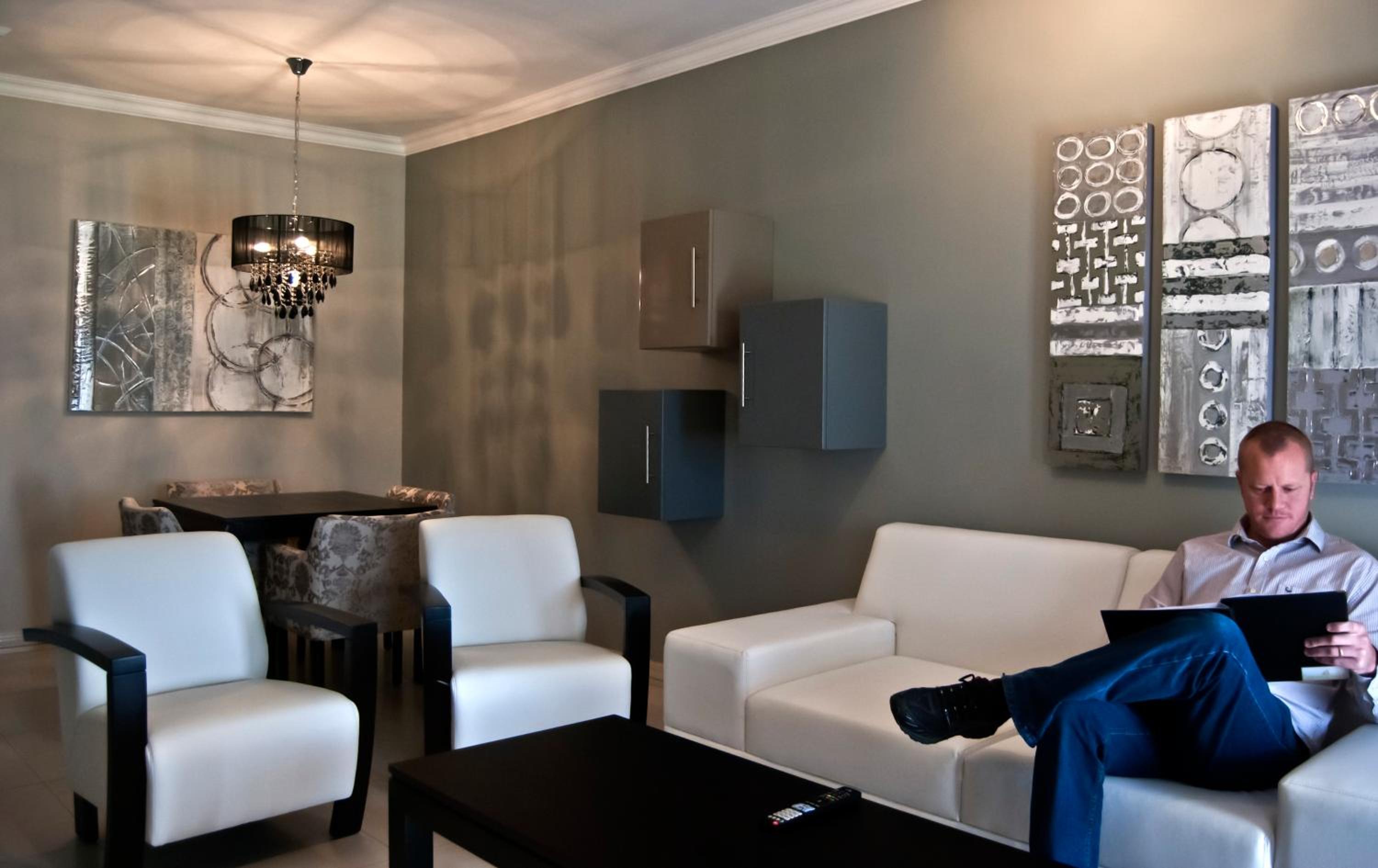 Two-Bedroom Apartment With Terrace photo 3
