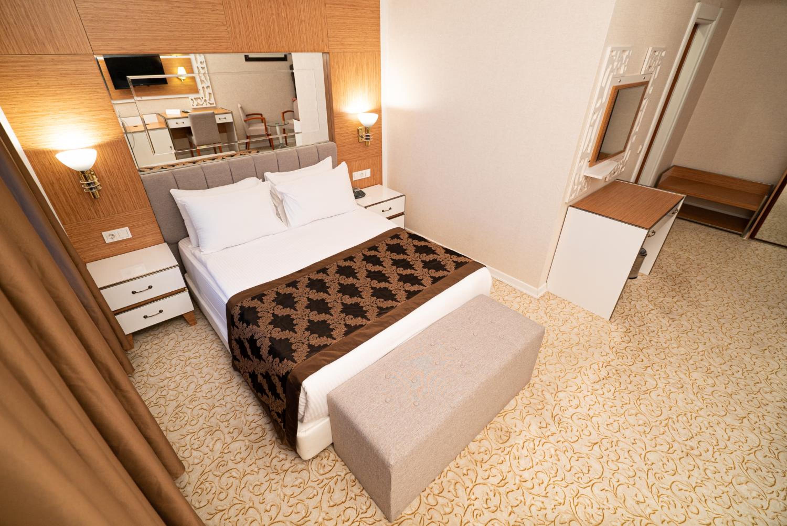 Economy Double Room