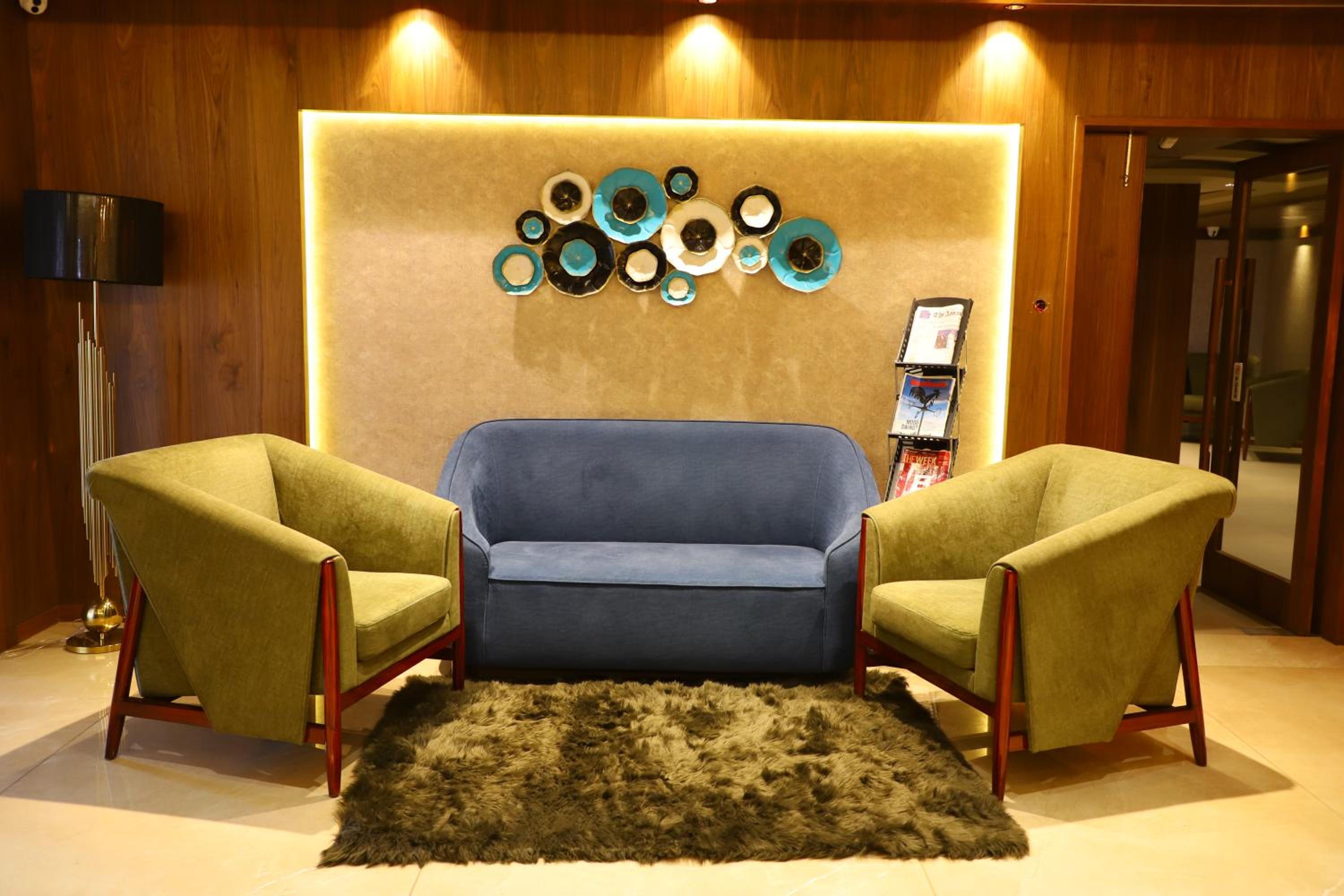 Deluxe Room - Photo 3