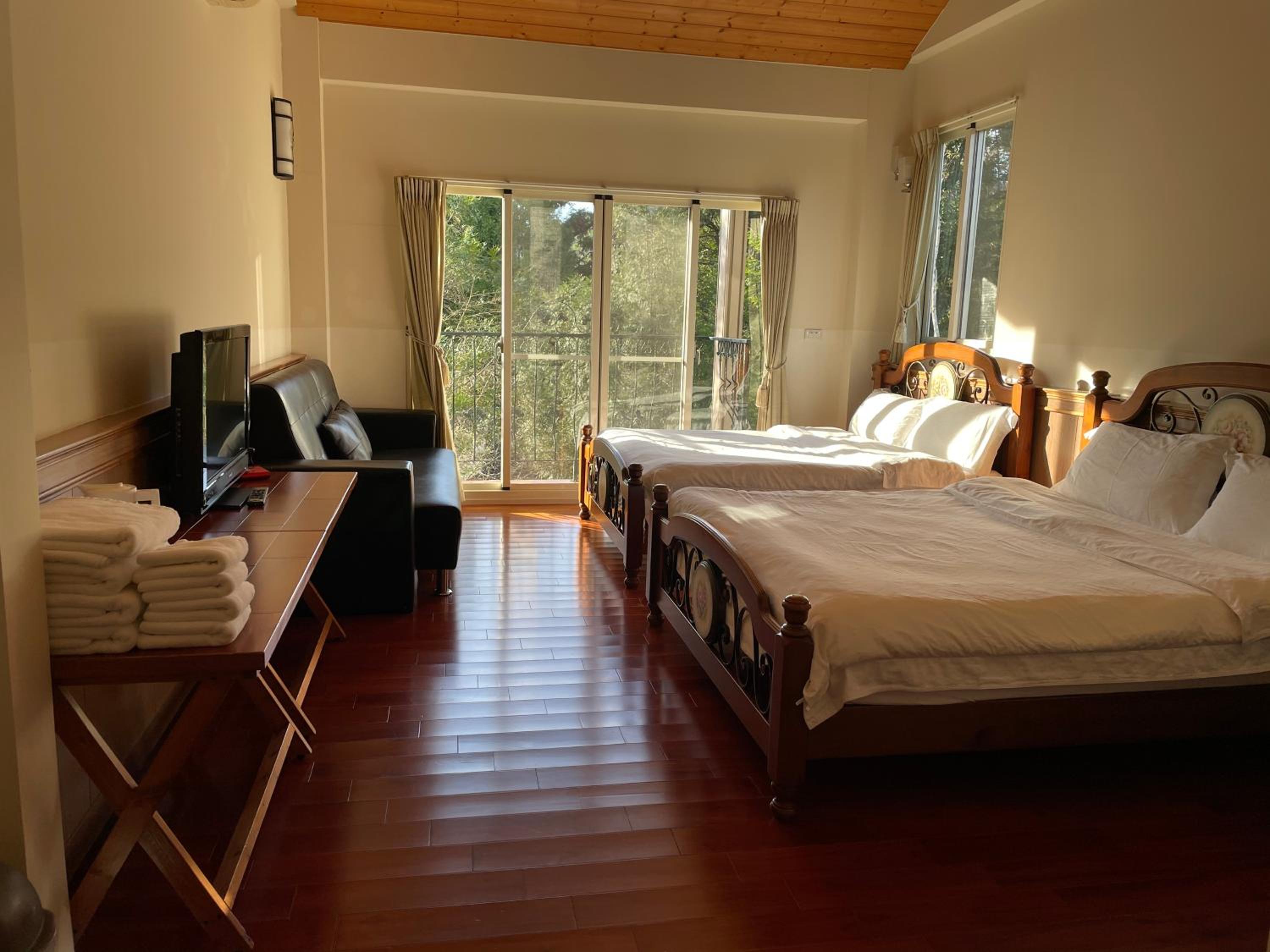 Quadruple Room - Photo 6