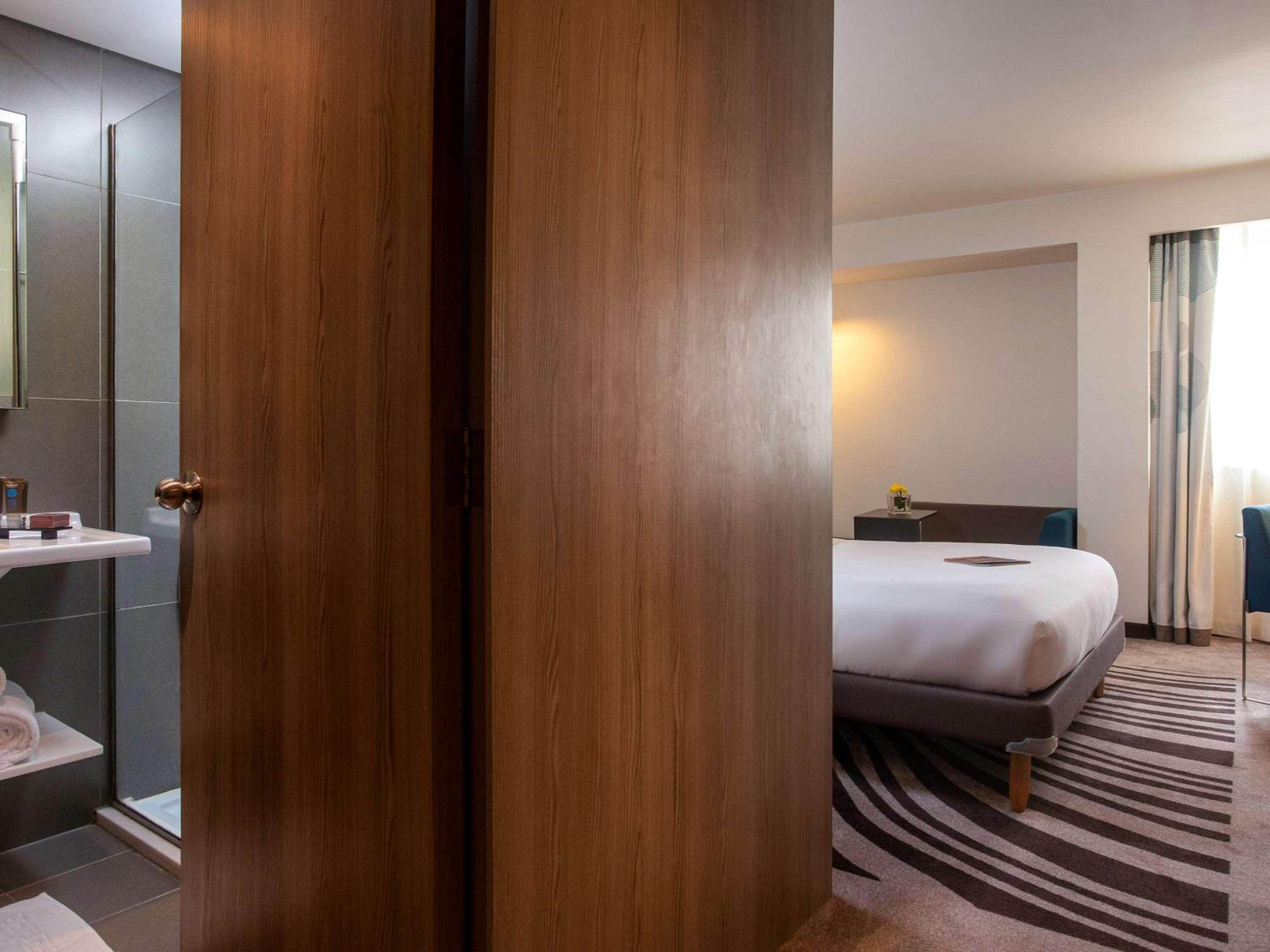 Superior Double Room - Pool Side