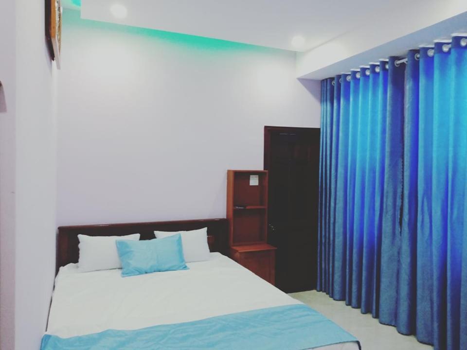 Deluxe Queen Room - Photo 7